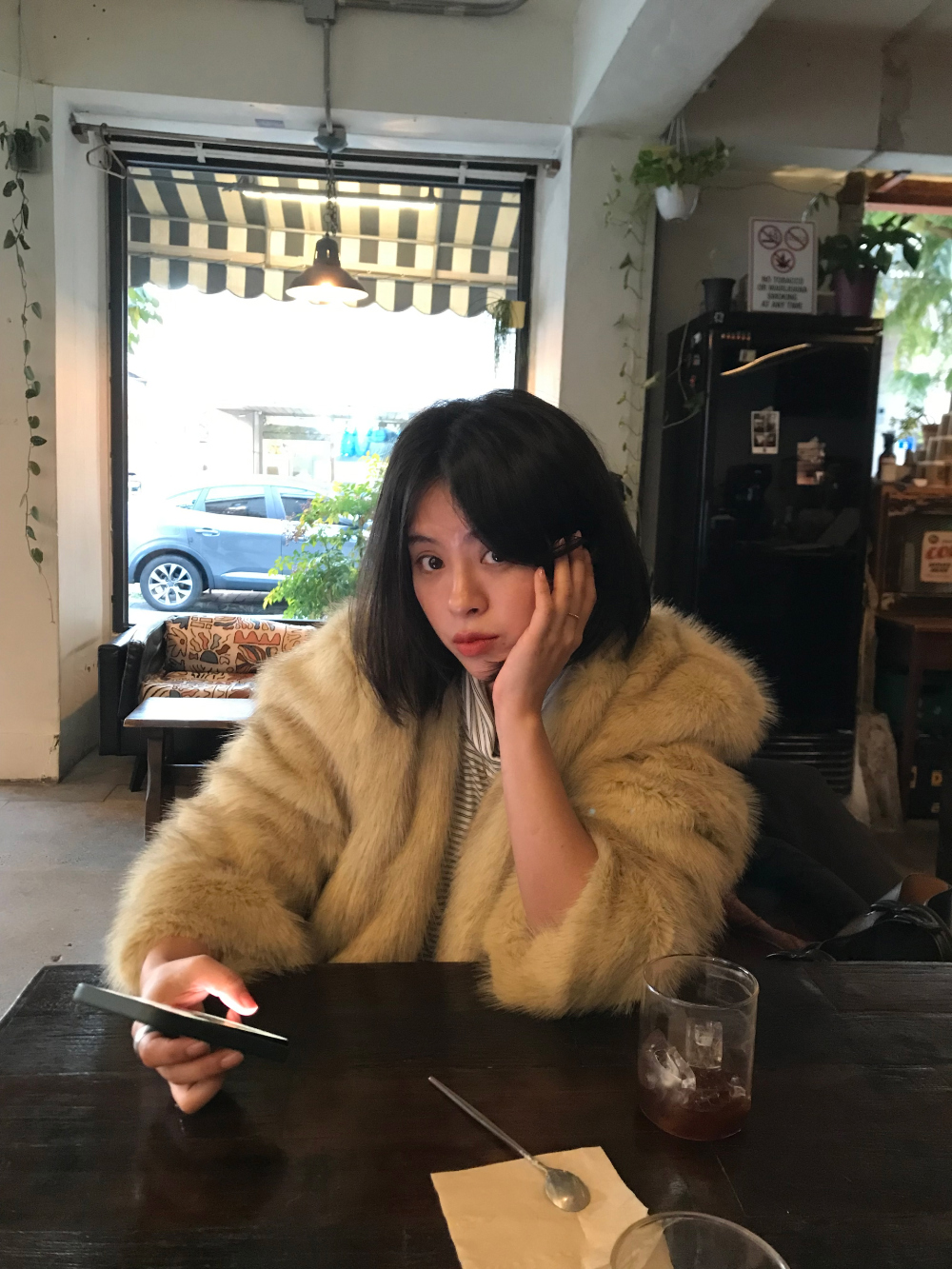 코트 모델 착용 이미지-S1L38