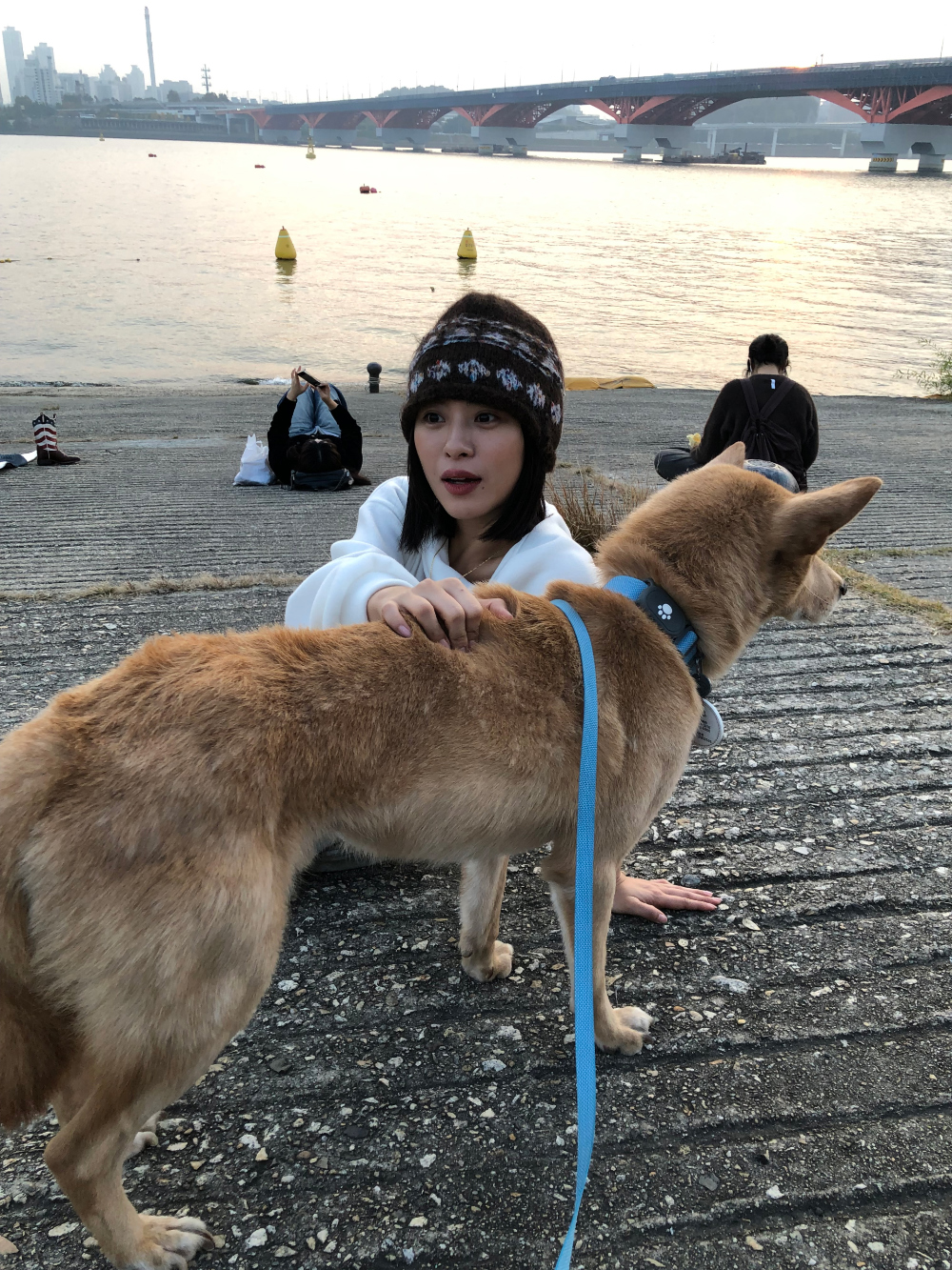 재킷 모델 착용 이미지-S1L37