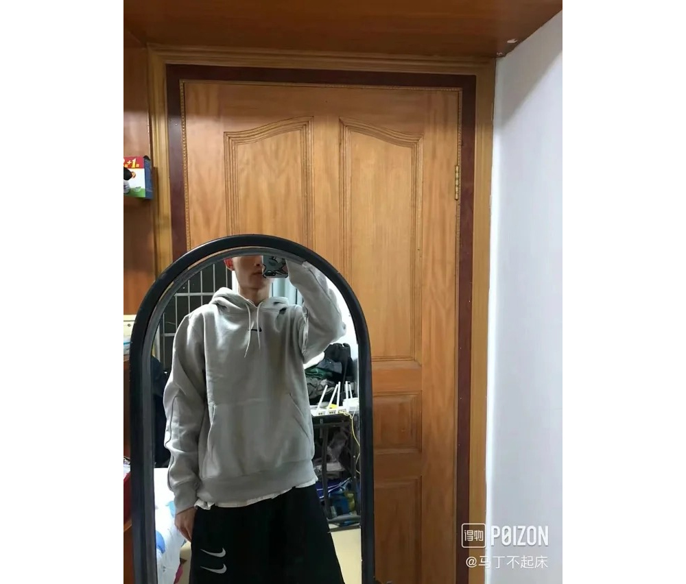 긴팔 티셔츠 모델 착용 이미지-S1L24