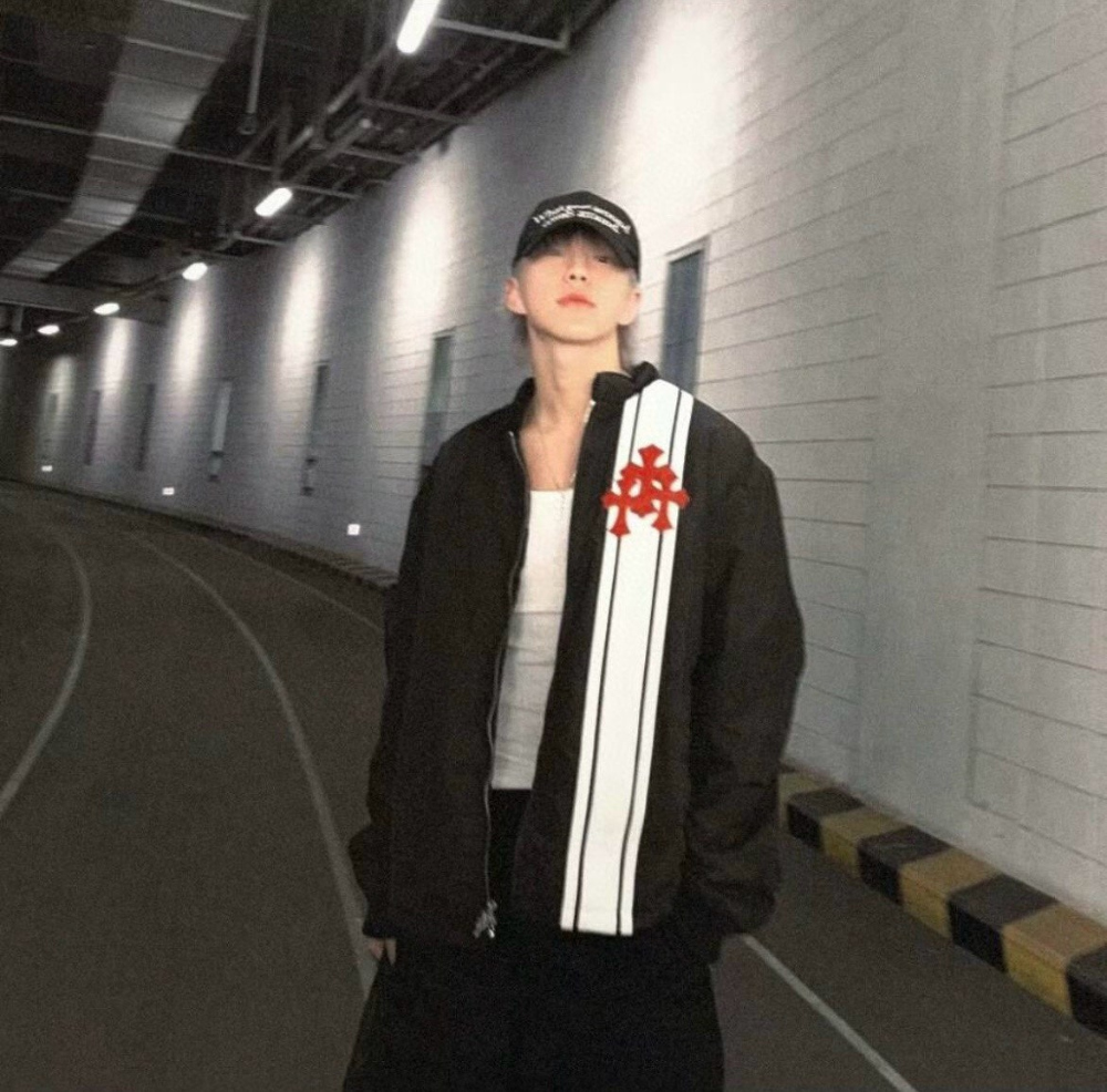 재킷 모델 착용 이미지-S1L13
