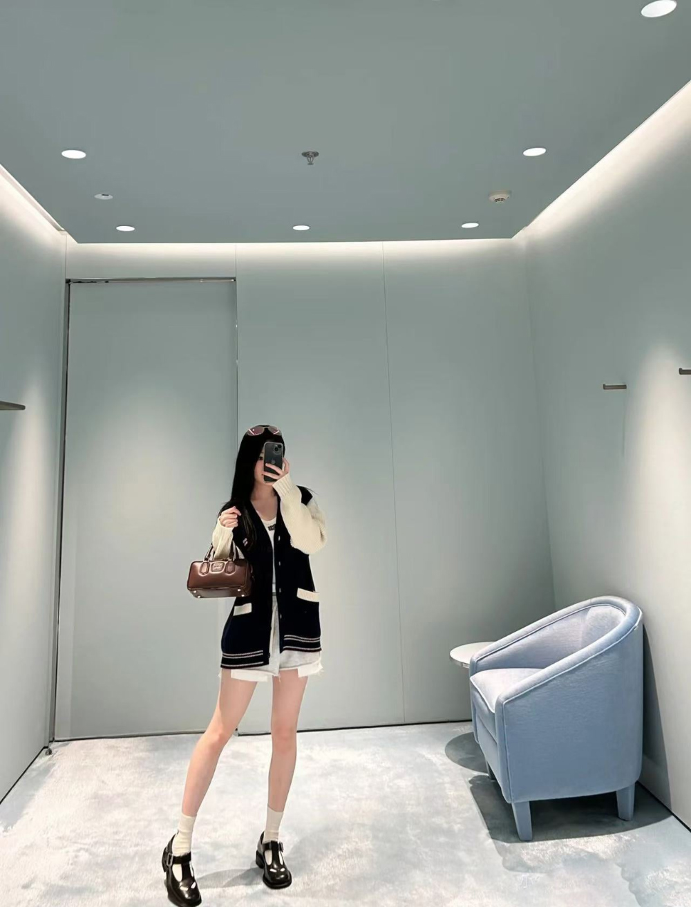 블레이저 모델 착용 이미지-S1L16