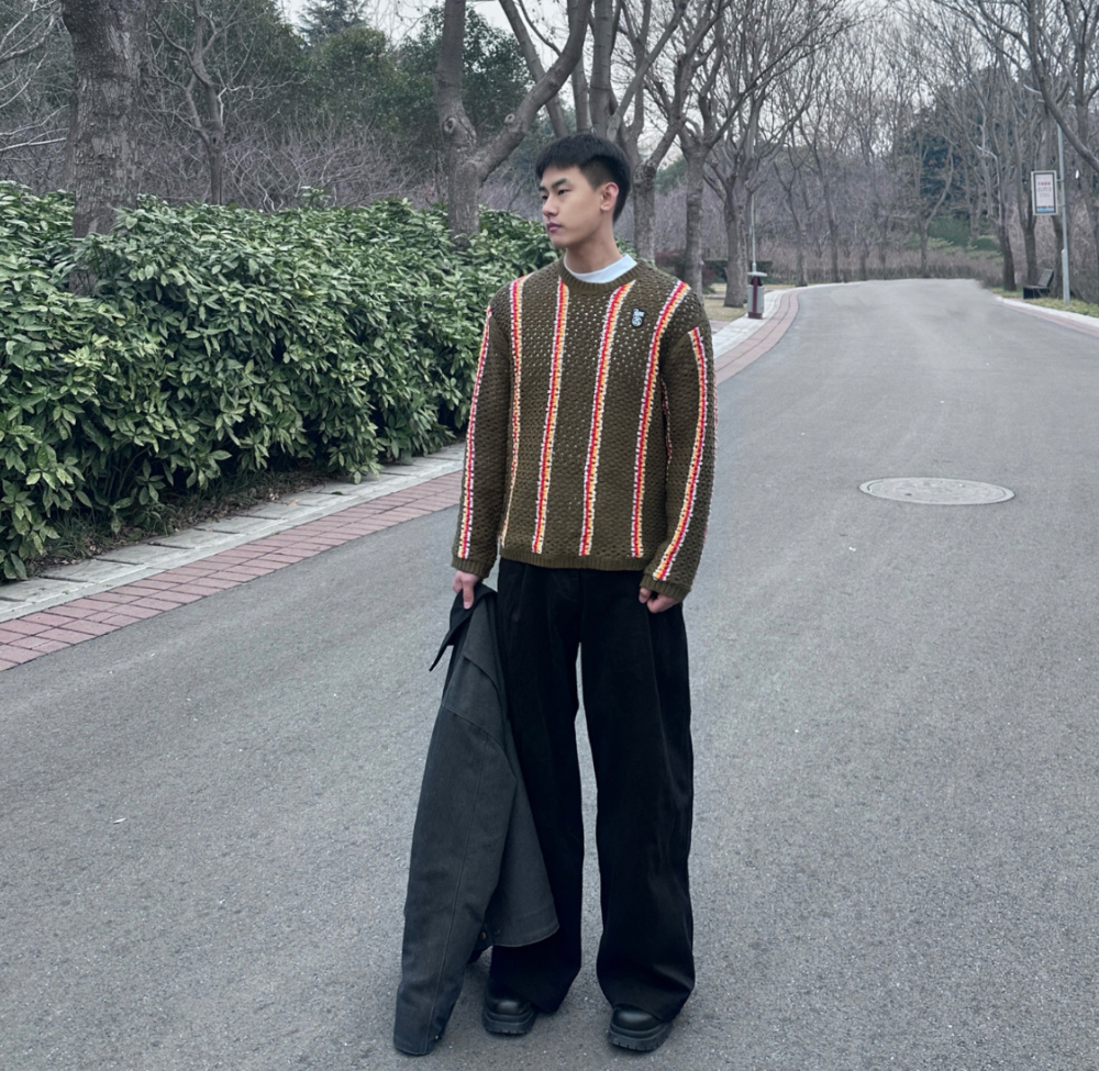 긴팔 티셔츠 모델 착용 이미지-S1L26