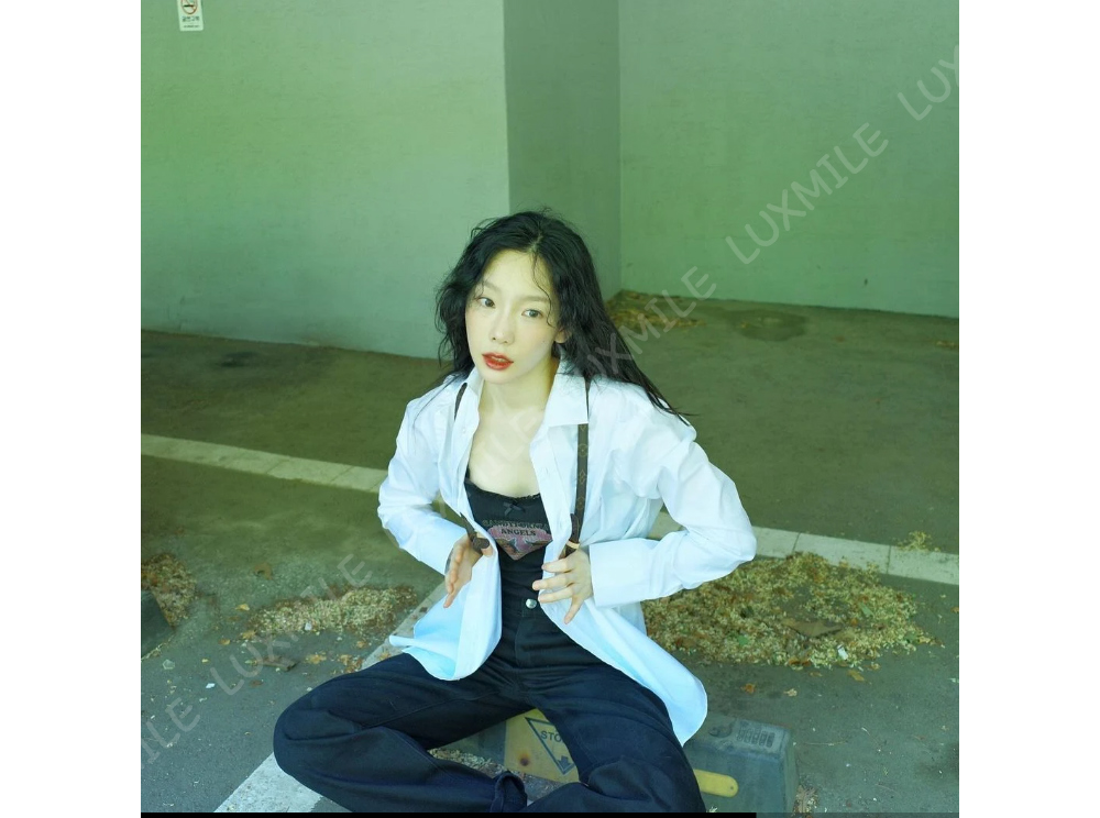 반팔 티셔츠 모델 착용 이미지-S1L26
