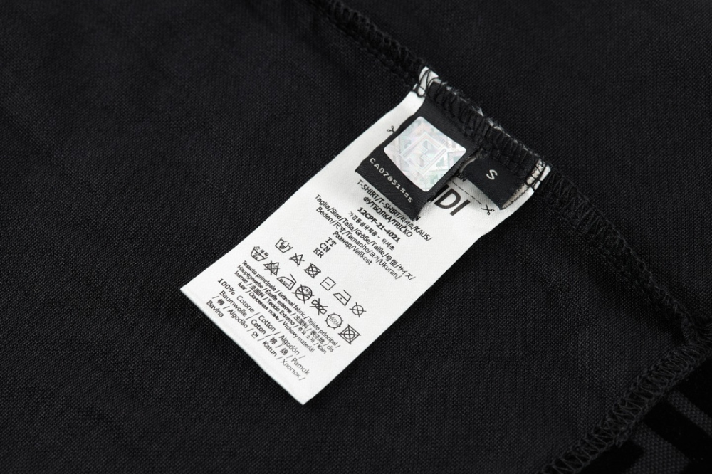 반팔 티셔츠 상품상세 이미지-S126L18