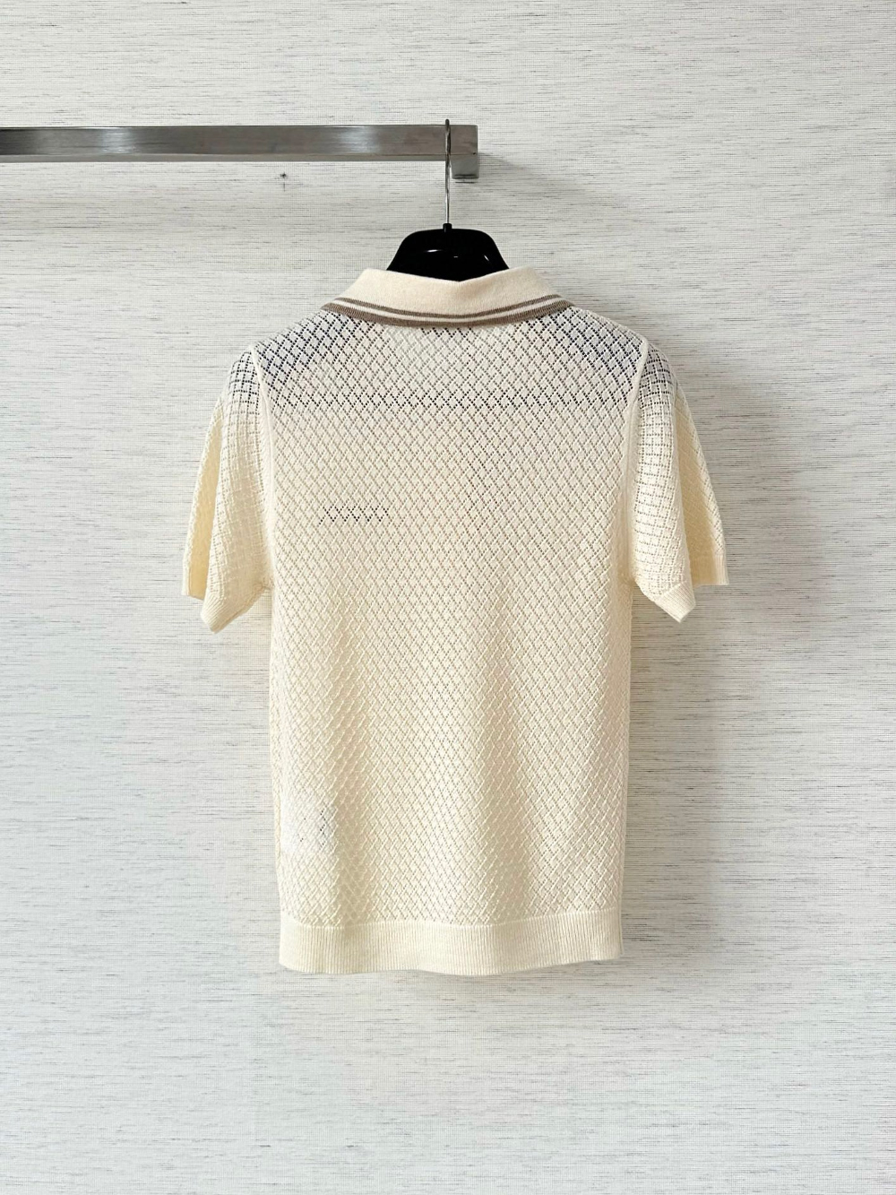 반팔 티셔츠 크림 색상 이미지-S267L9