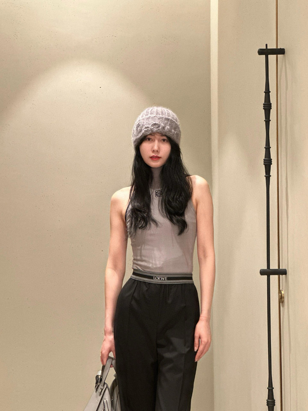 바지 모델 착용 이미지-S294L11