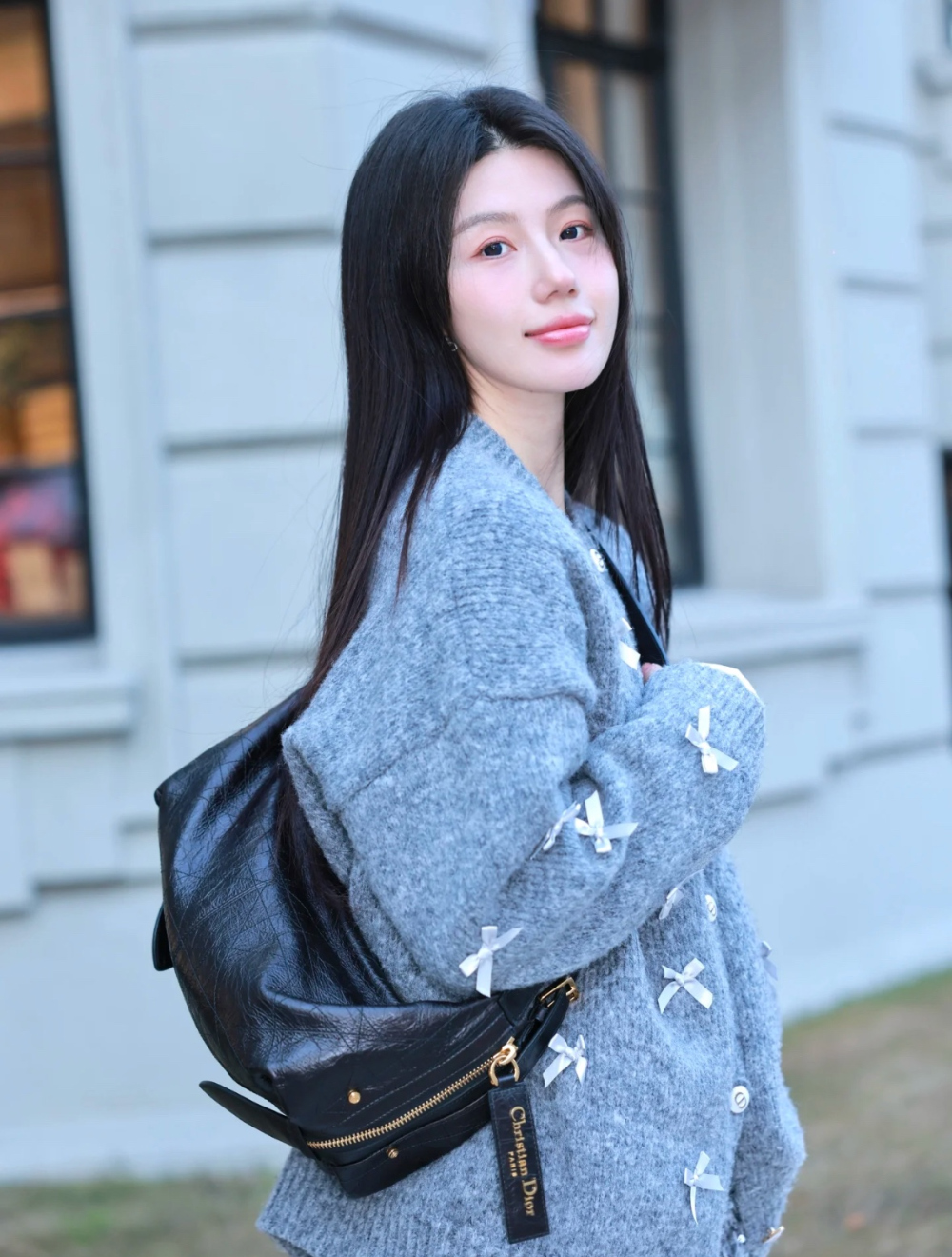 가방 모델 착용 이미지-S140L7