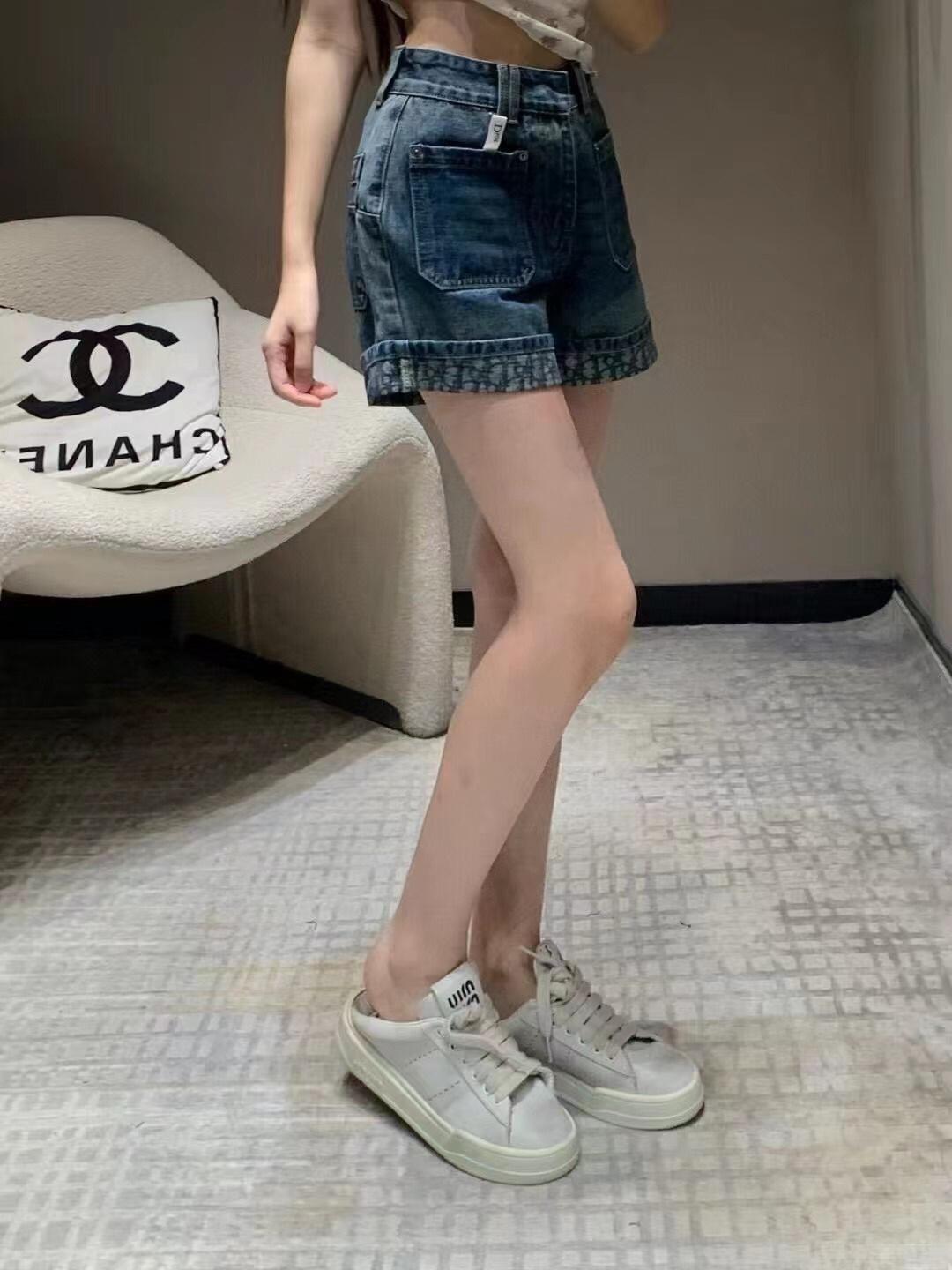 0b7f2b2a22f86b691991b661675d2f26.jpg