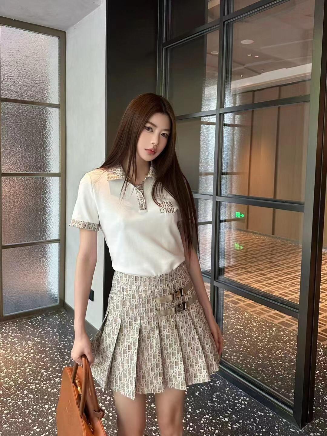 2b2d0bff363f7ccde9e9b8209566e48d.jpg