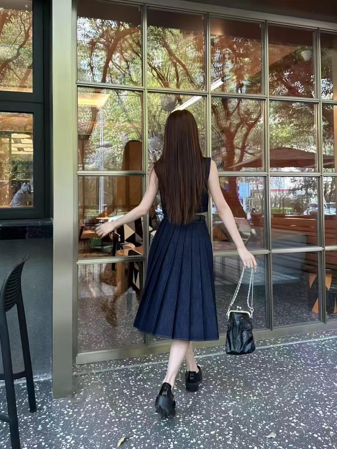 3dba6d779c61610eb5008dd989f89231.jpg