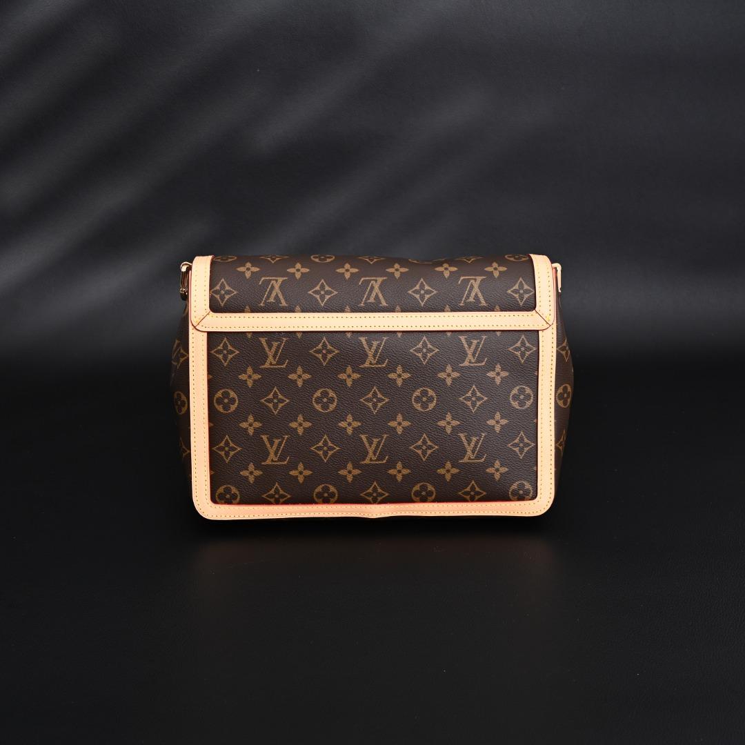 7d745aa7daf918cdacb2fda15c5fc11f.jpg