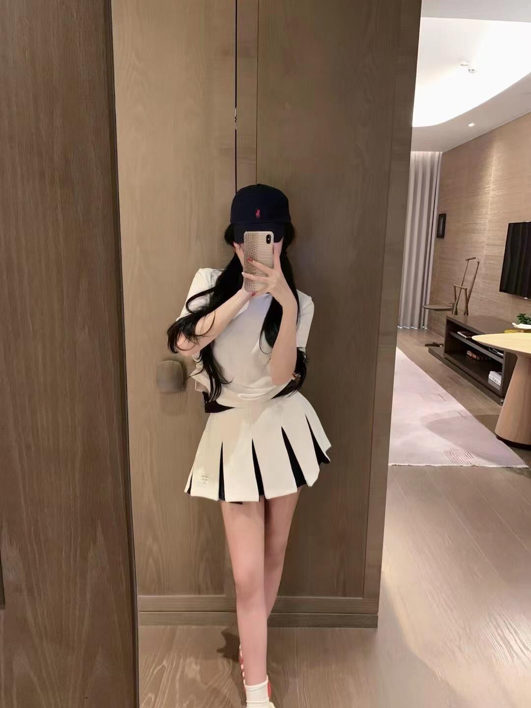 99ea977b5d23266b1376dc2c2e0e647c.jpg