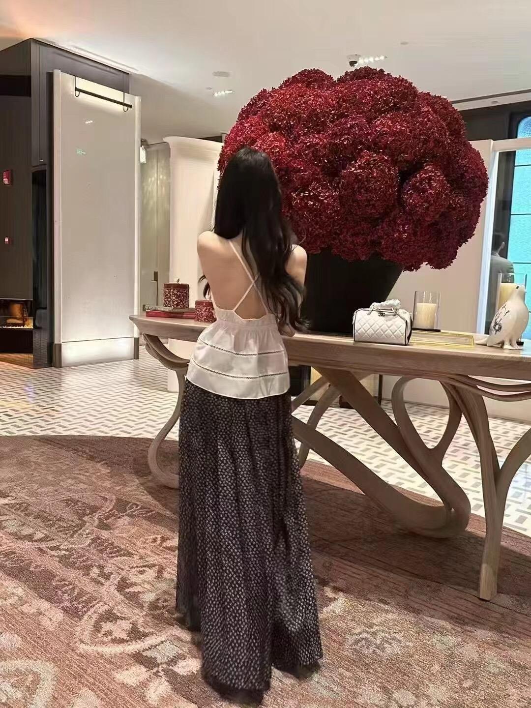 a31a22a398f34b77e5e86db4c82975b7.jpg