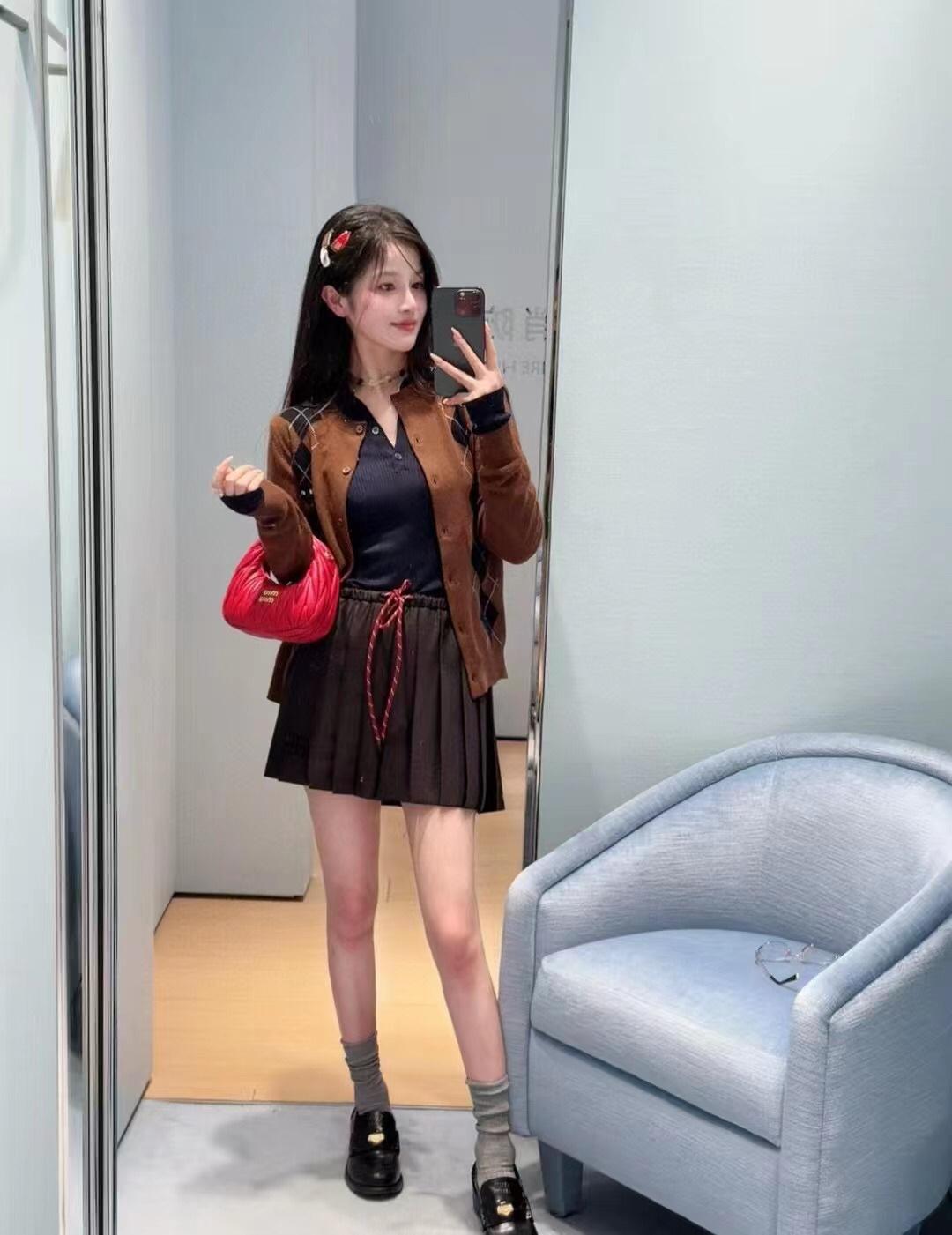 a3ef6804fd65b76e3f5e88d2ebe3ed89.jpg