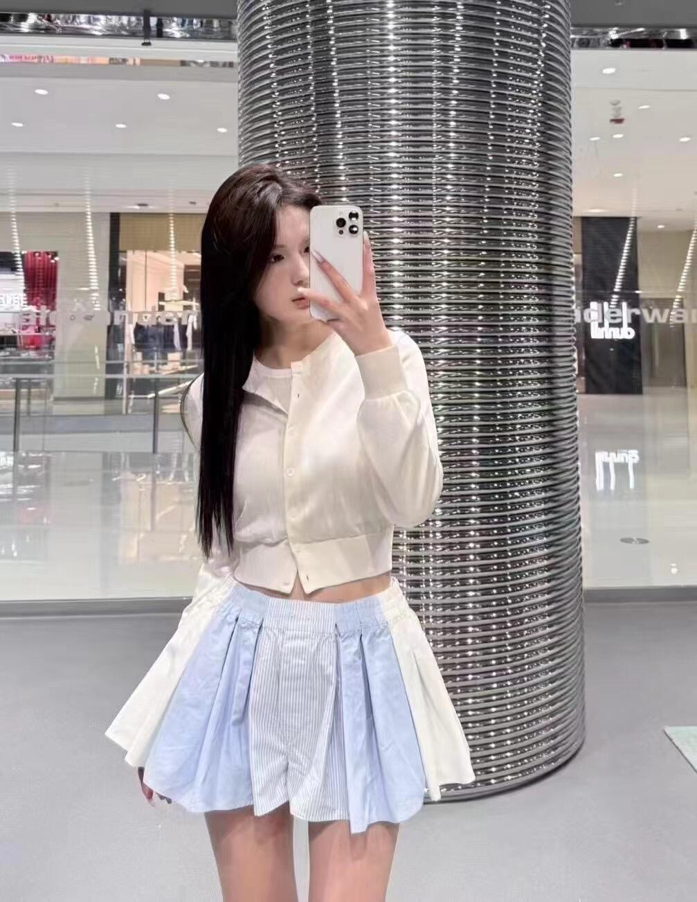 1369a6ee29e18bbb5f2e7b59f897731b.jpg