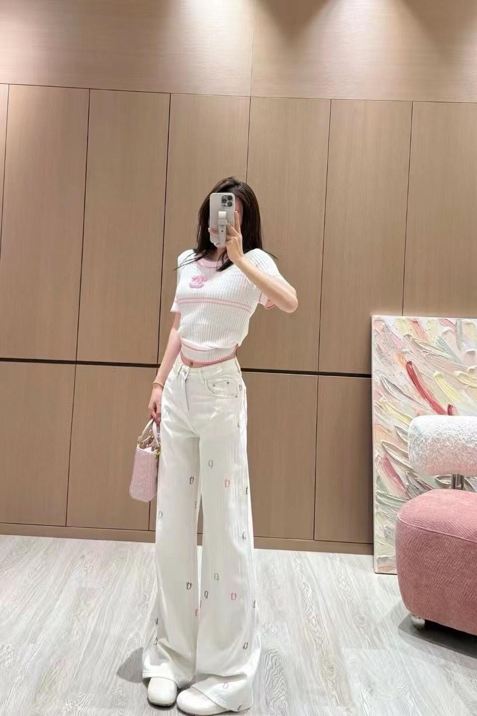 28e9e39d4d576964dee95182d2f16dc5.jpg