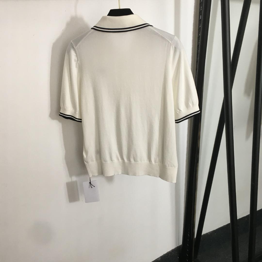 3fcdd9a7ef693e17f7d491b91b95e890.jpg