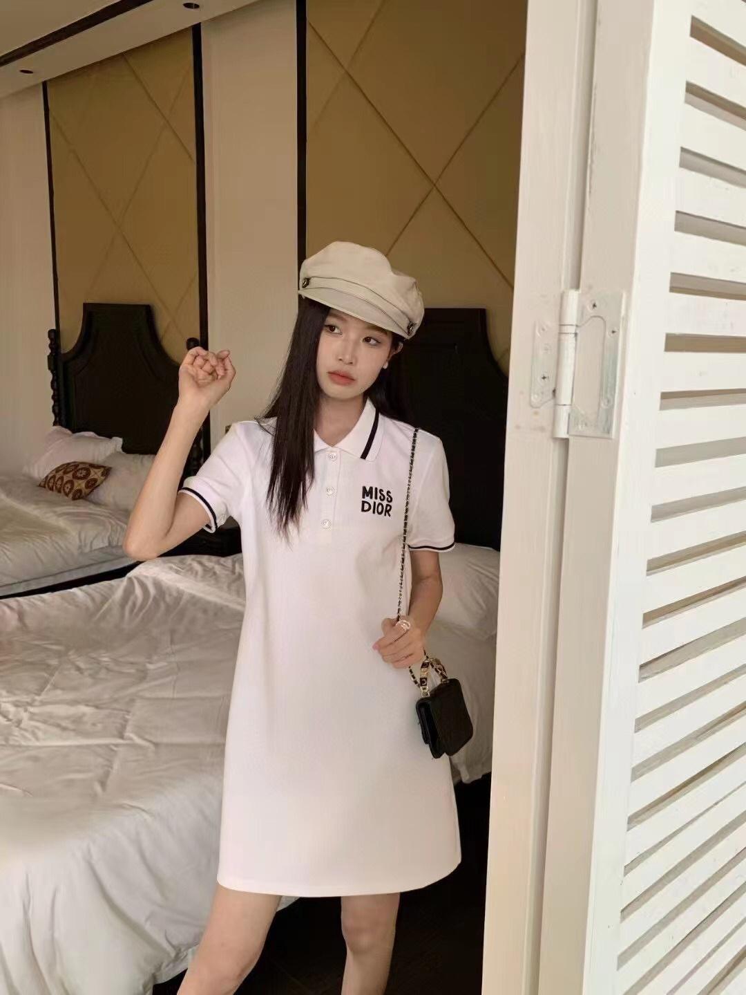 aa1c1d85c94ac7598b94bb00f9e91be0.jpg