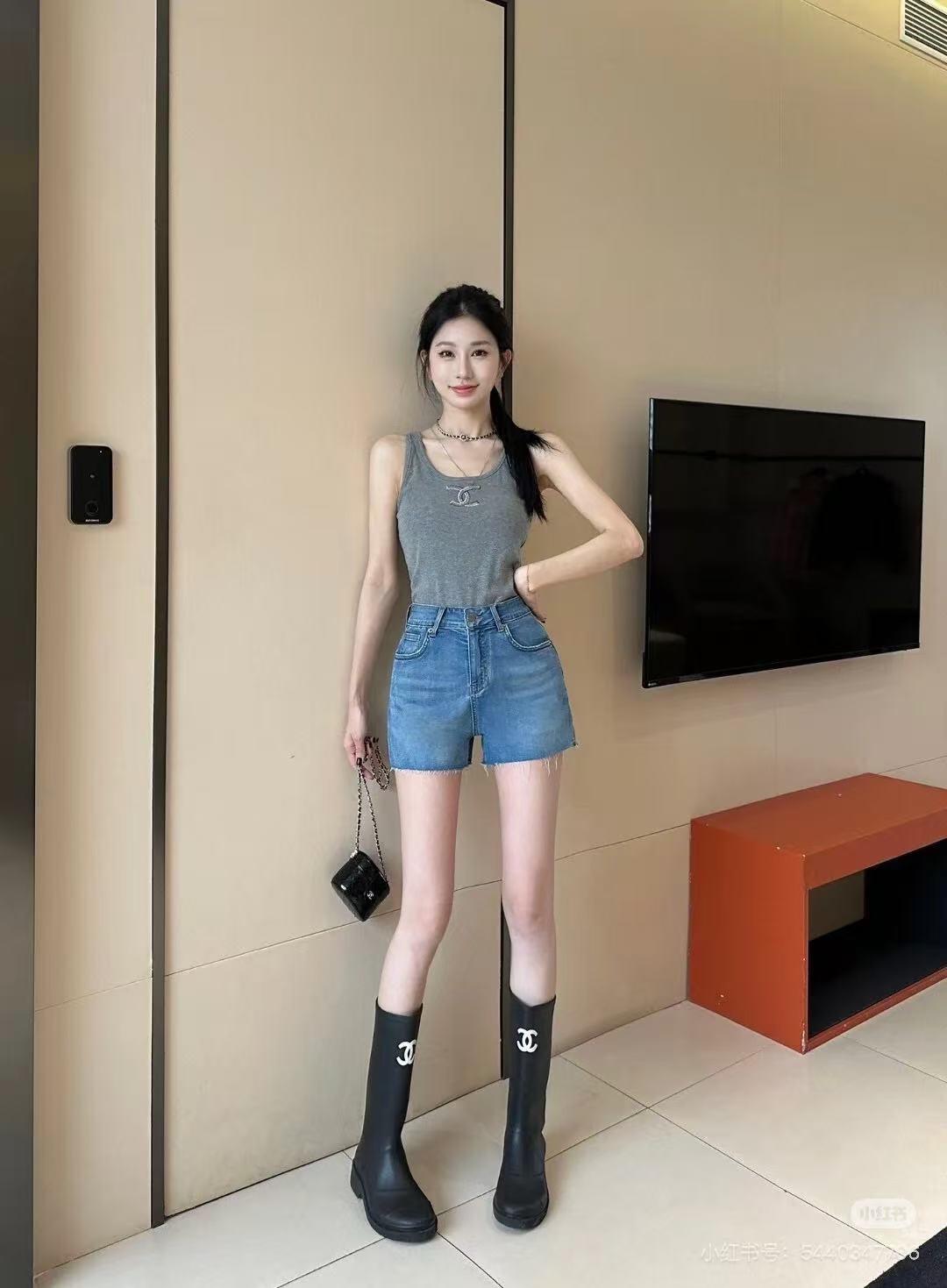 add6b27091c3fc7944dc70618cc7c6c9.jpg