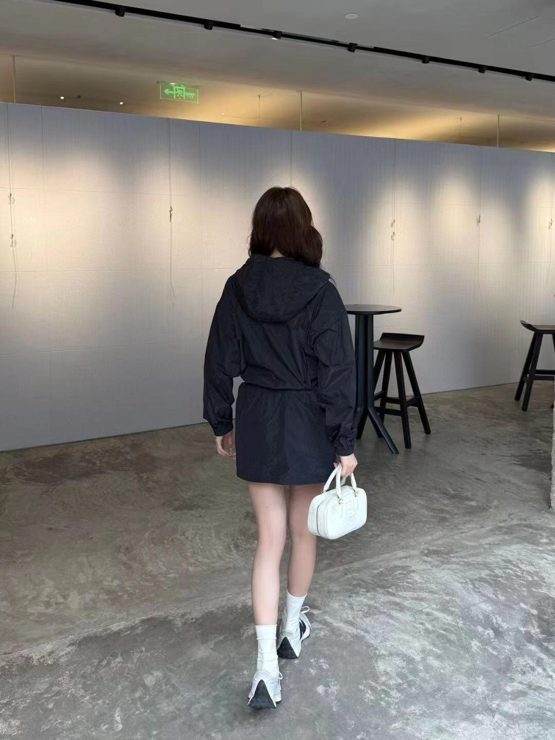 e52d9e69bccb0c20be44aa6a5ec3057a.jpg