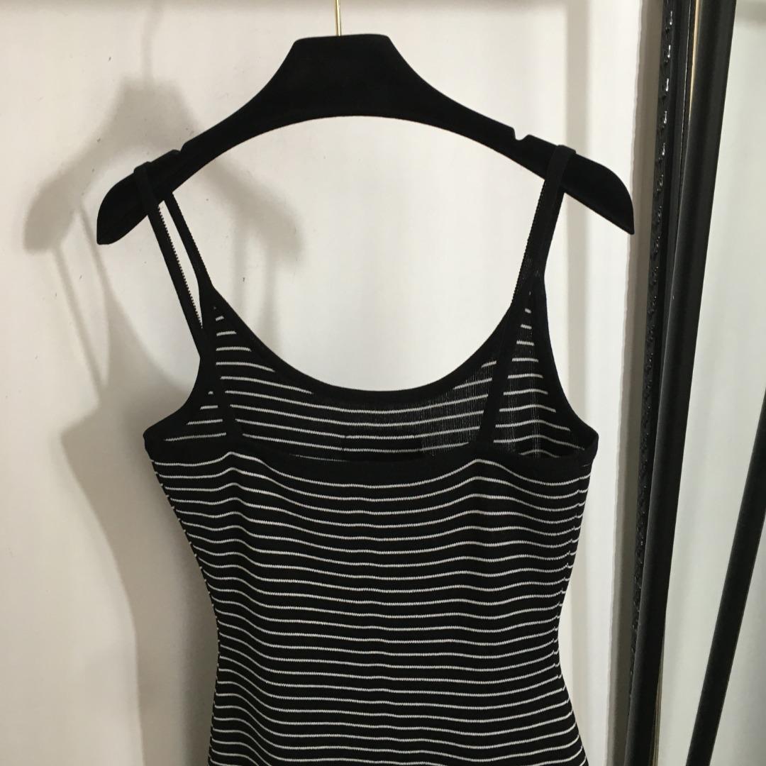 ec1a3959dfa99107a5a03869c7bcd3f6.jpg