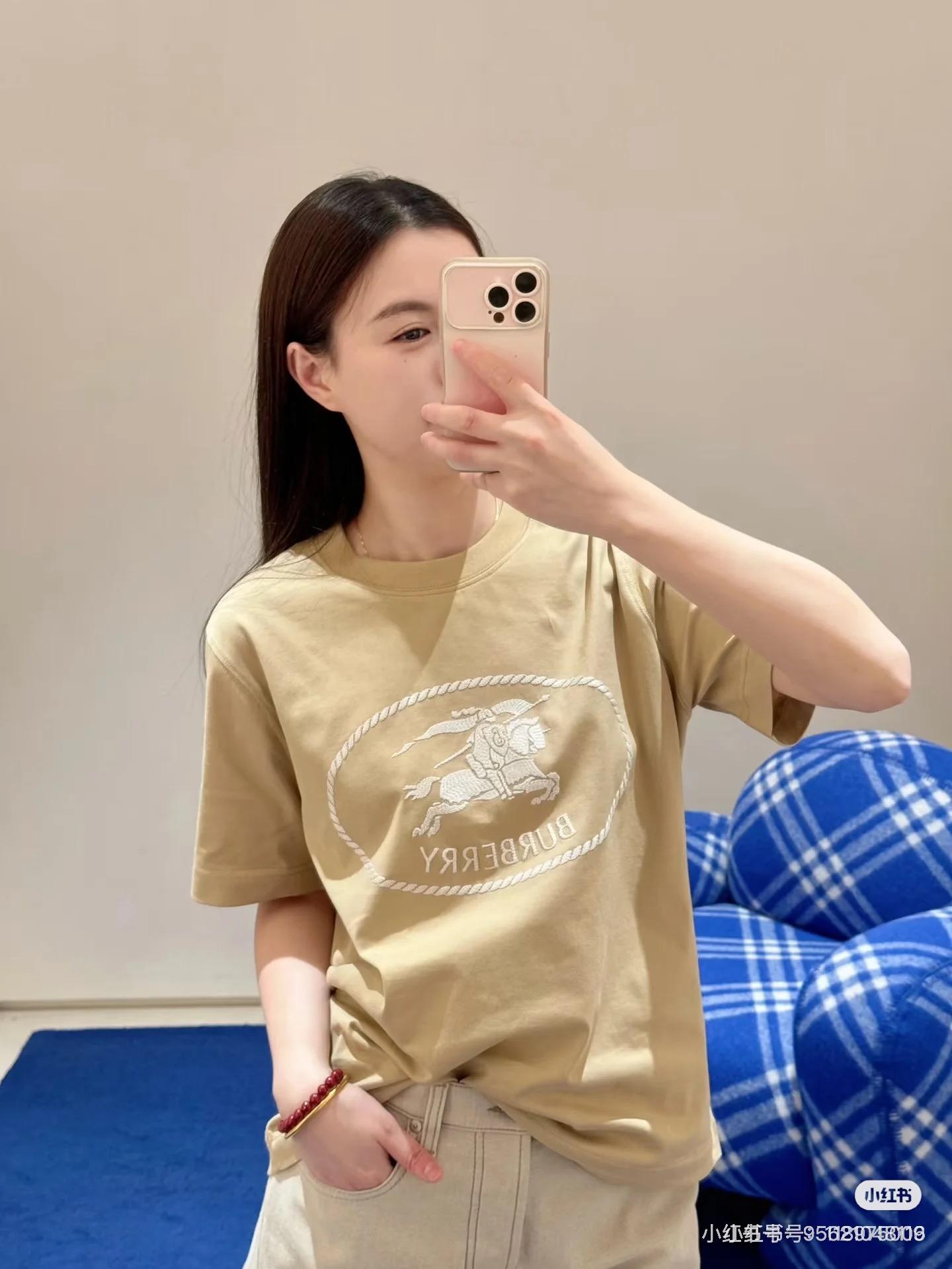 2423c98f8835a667b3e3300995765ff7.jpg