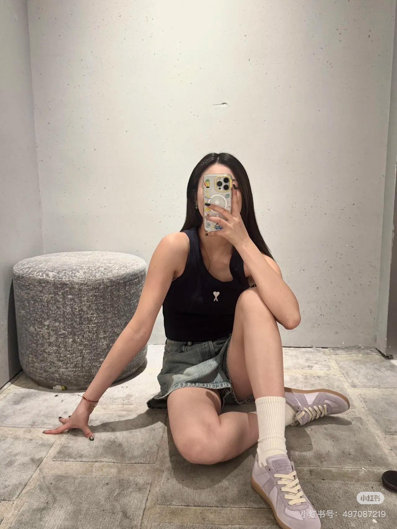 26b1fc6cb8e74a2e9b7d39f70e58c435.jpg