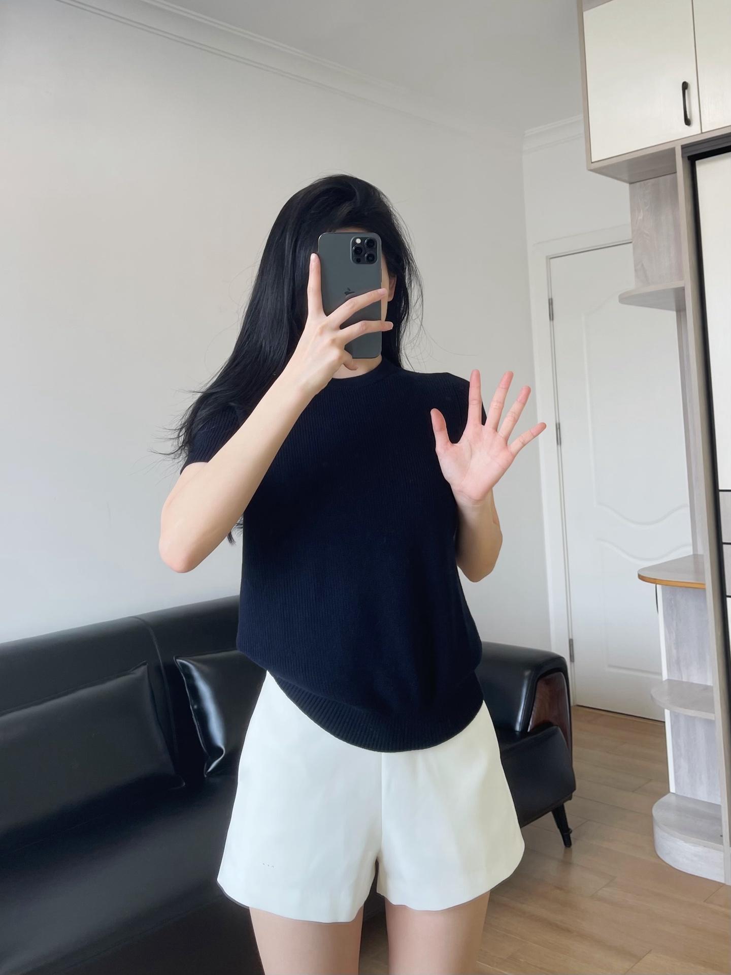 2d949170f0b4a418a95c65ec385fd12e.jpg