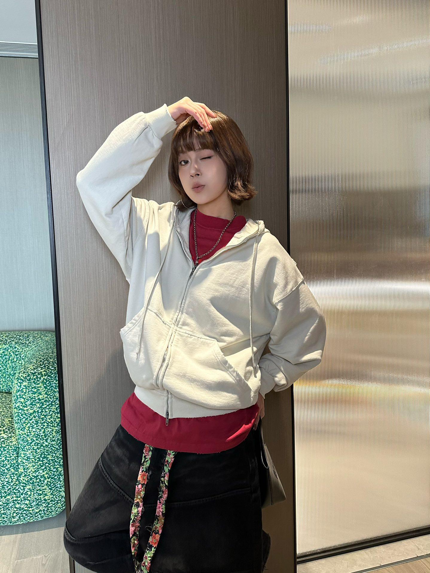 5b42aee5e7b6d4fcb62d83f6b0bb8d00.jpg