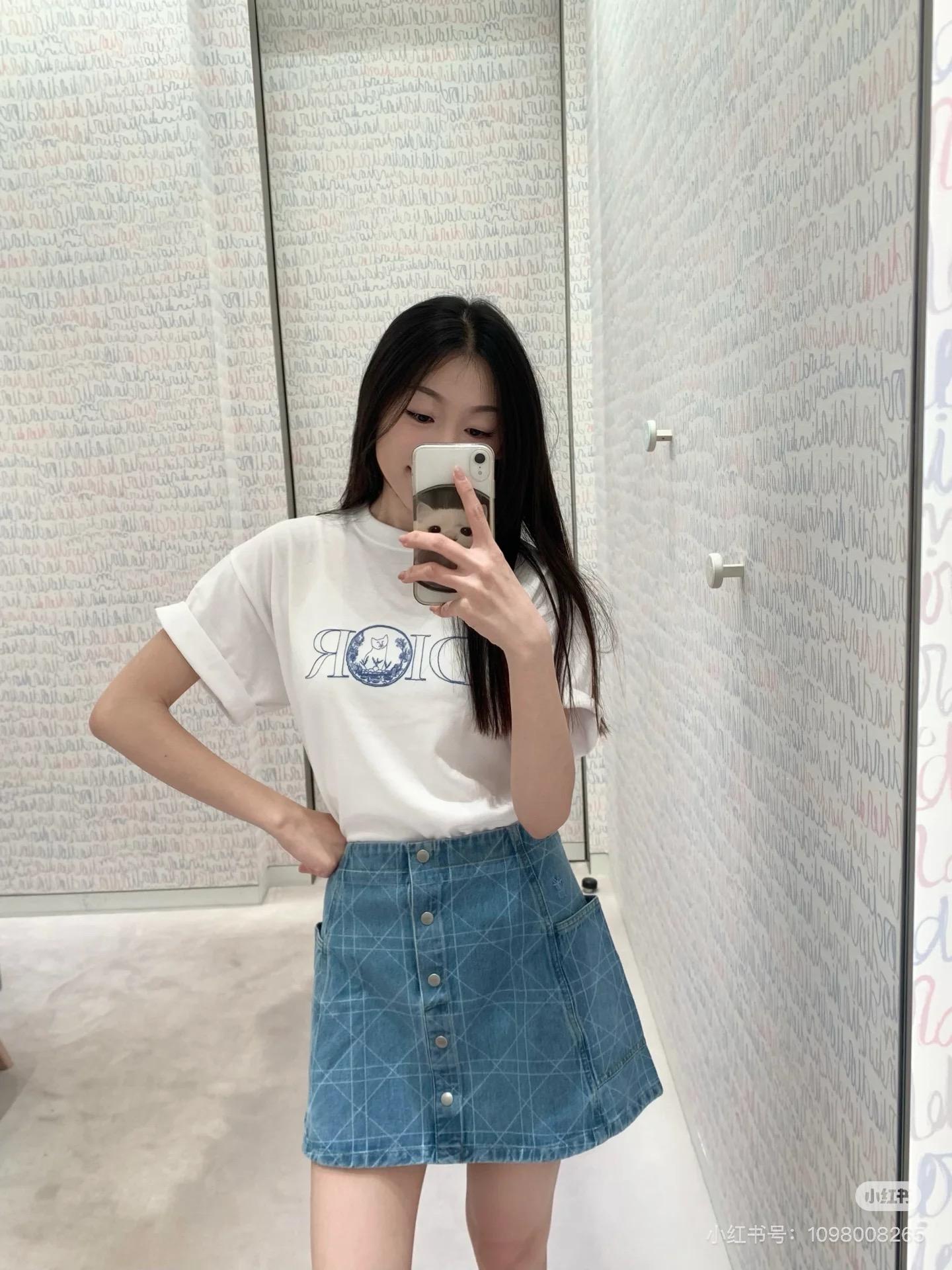 5ca0f9dd68e8b7d0494ea8087d8671a4.jpg