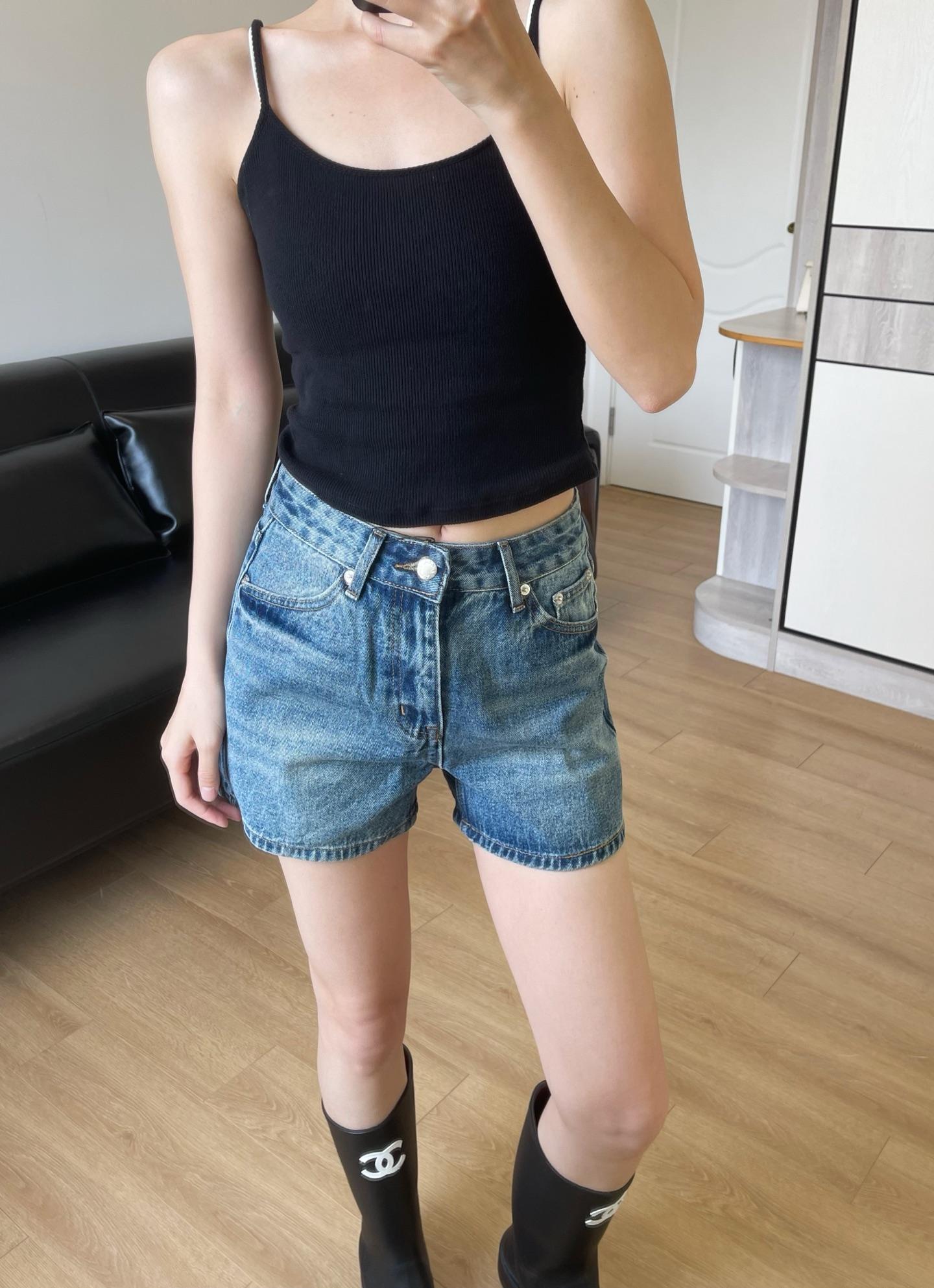 61e78321782a9186223a71df4e61a27b.jpg