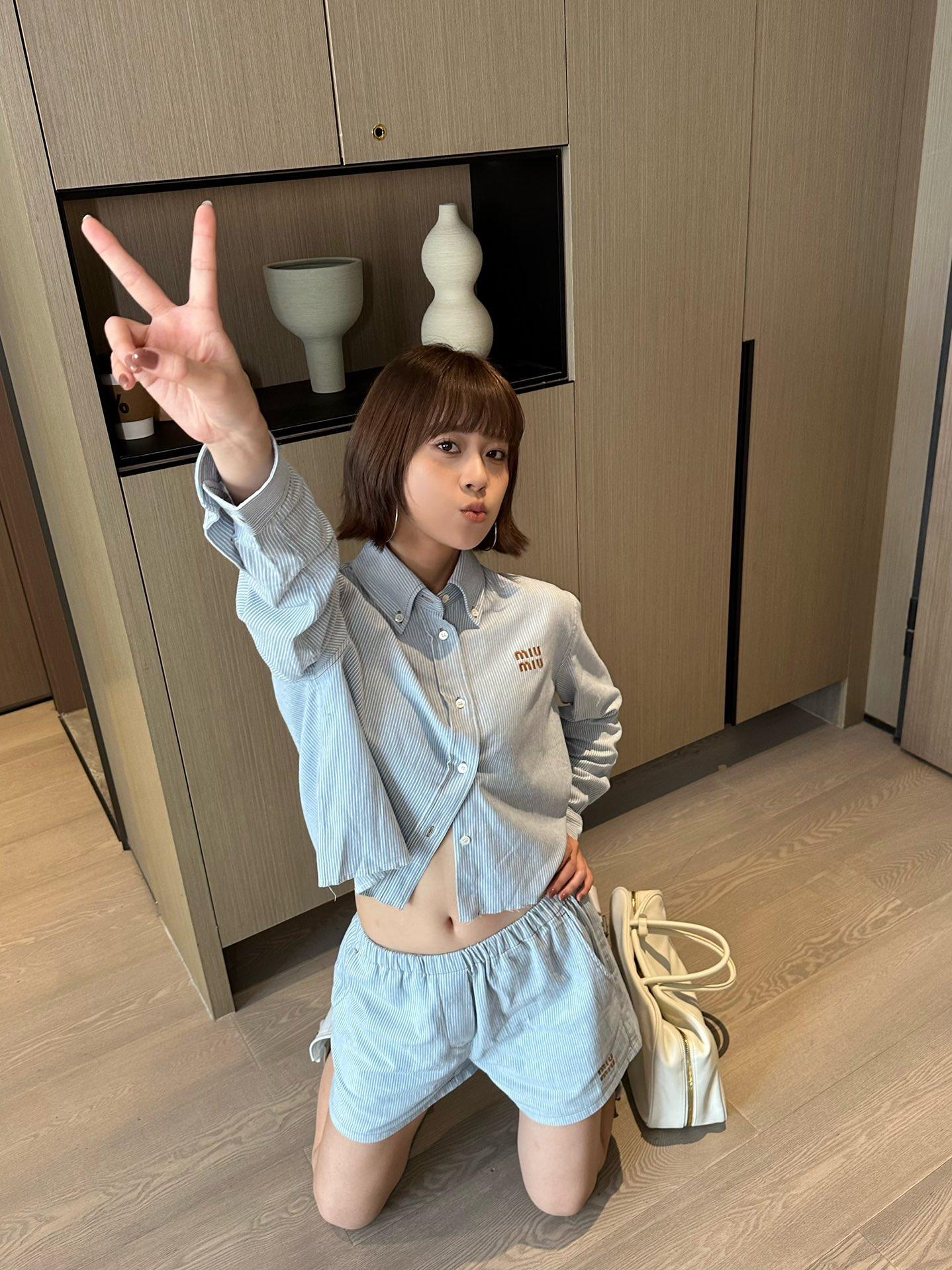 6c8f6428b6a7bc6d9ca42f7360ca7fe4.jpg