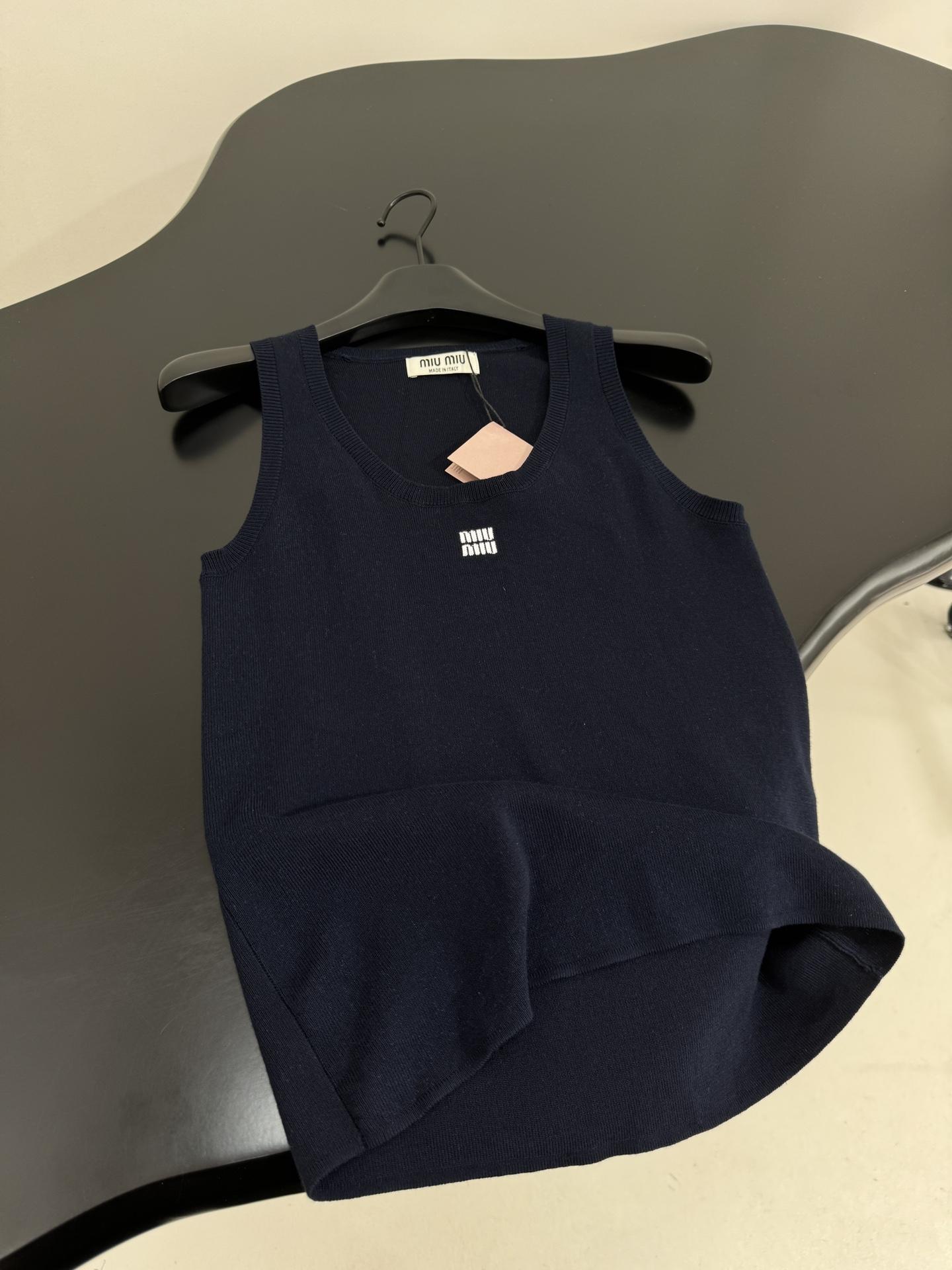 90bcc0edac3039f9db68419f626a9659.jpg