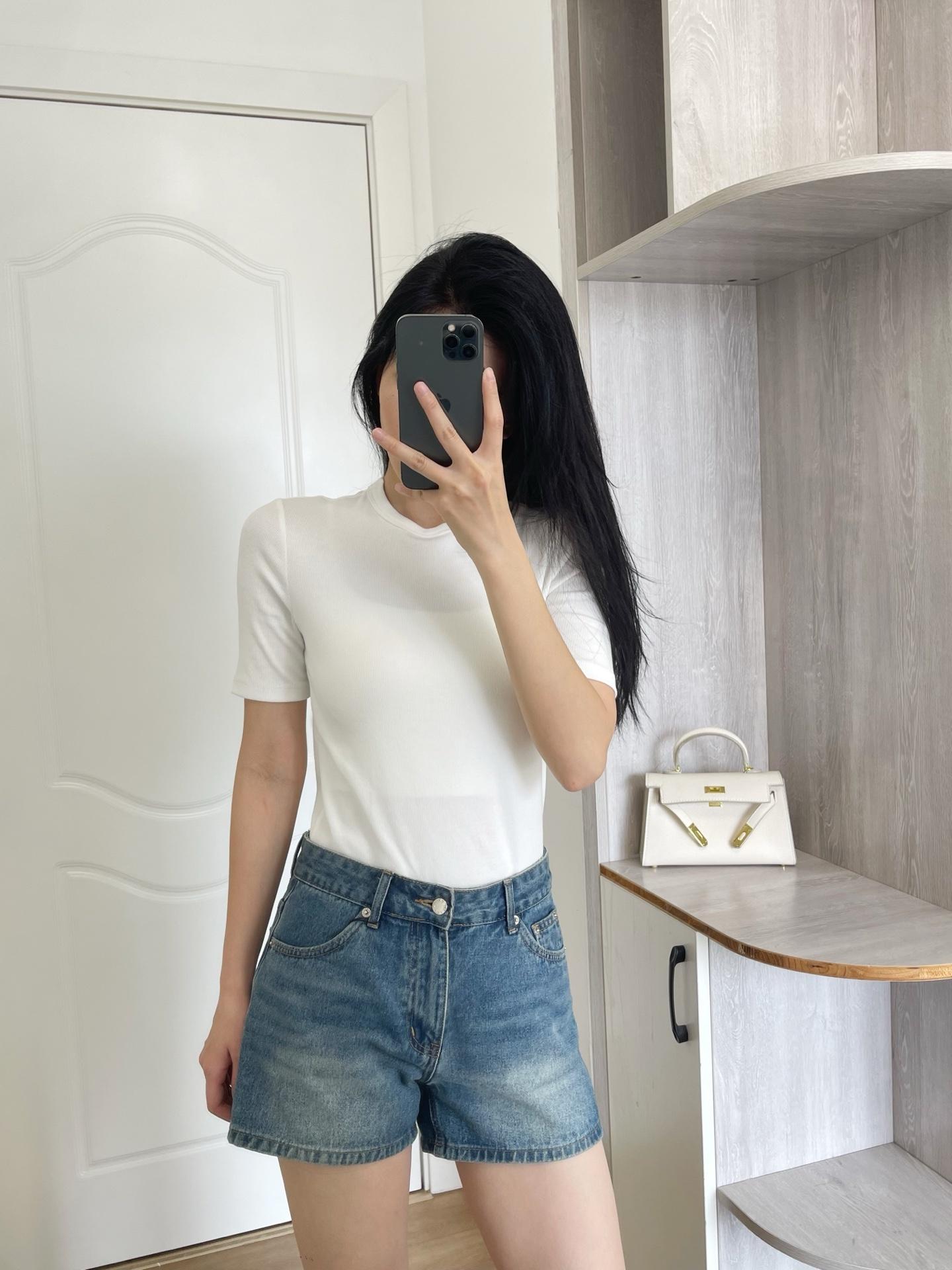 98ae744037e90ffec99c42ca5582cdd8.jpg