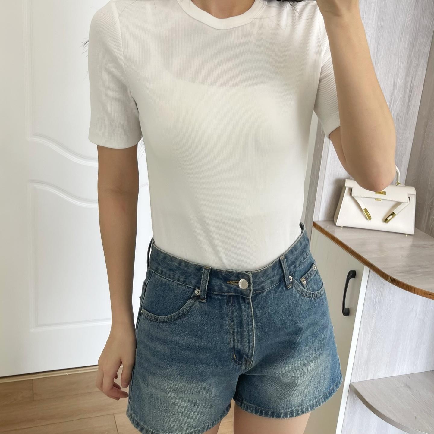 b2f1a81a18f9a21c4b50a5a66d38c256.jpg