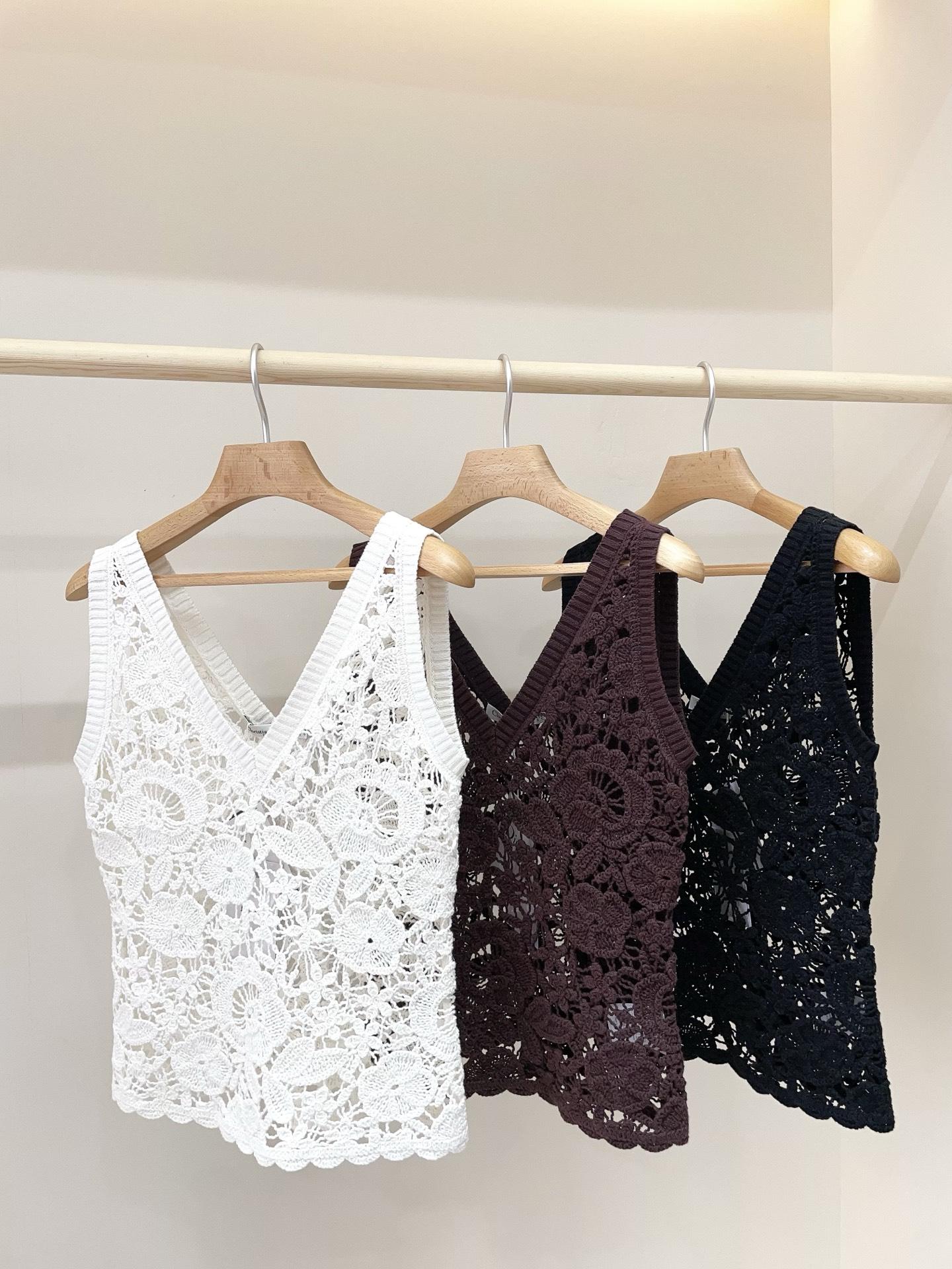 d64e8644d68a709f9b51ef1fb77cc2a3.jpg