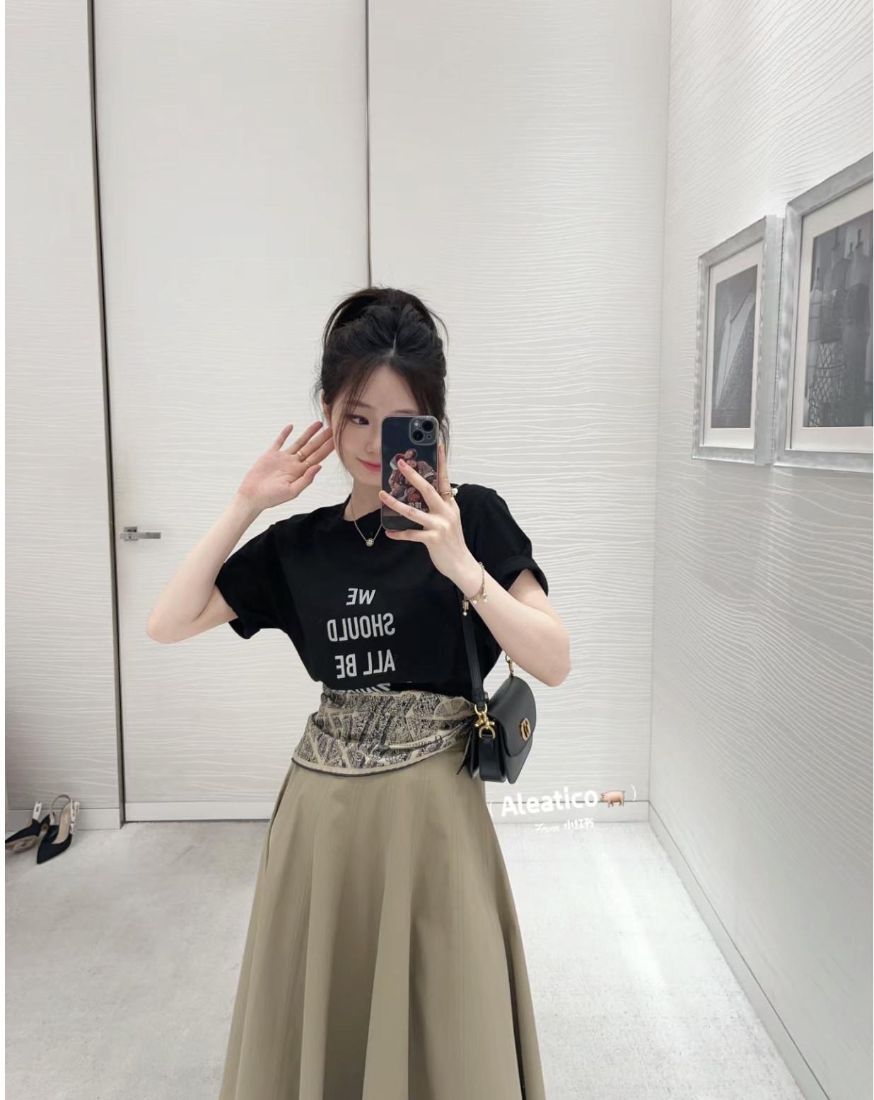 d8195526957179f52e4c14fce28d49fb.jpg