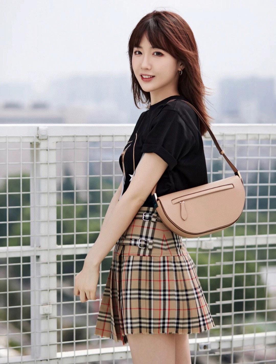 da3fb11d6cc58db680408190e6f2cc9f.jpg