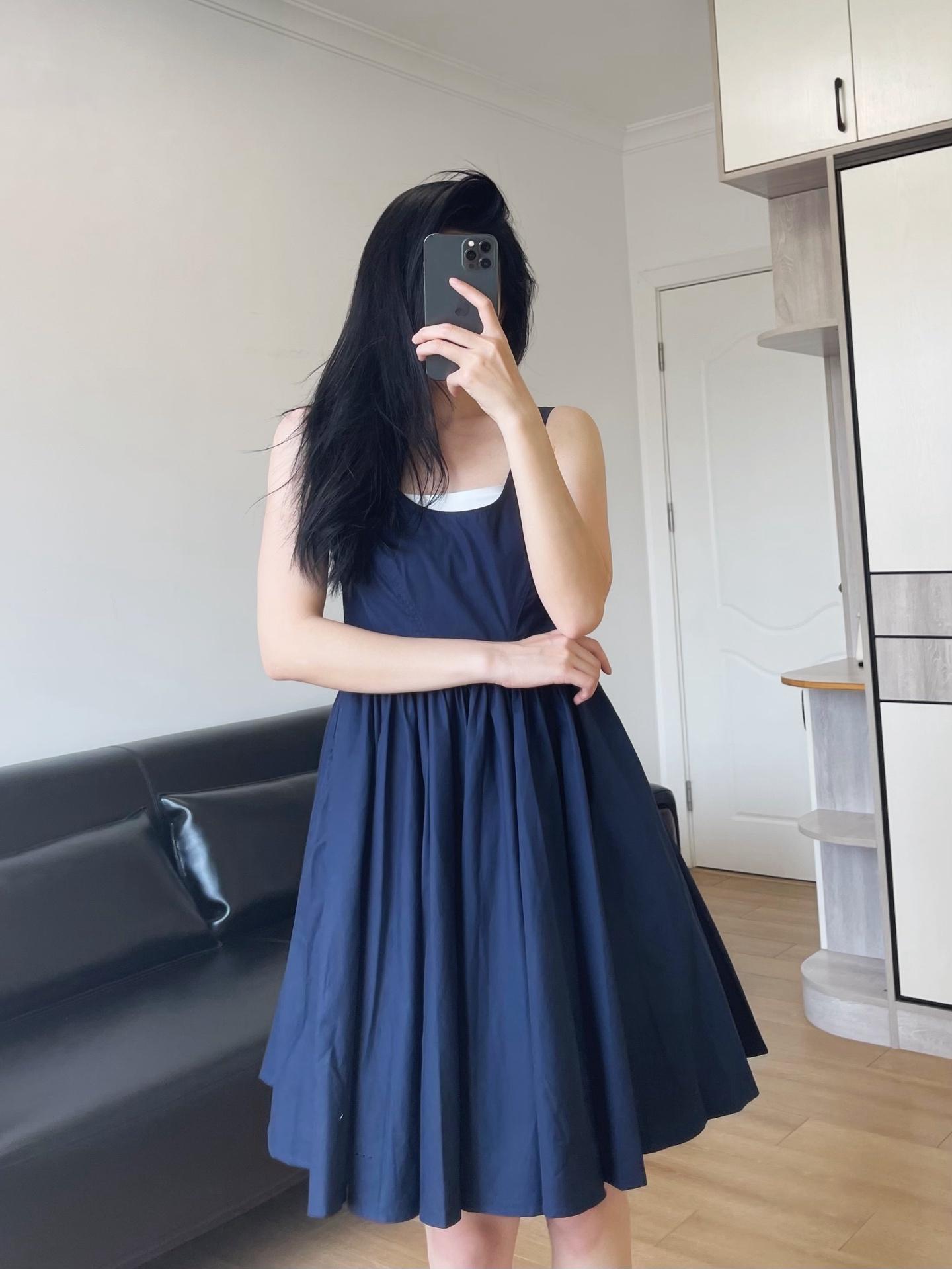 e8b05f640a50d26d2f45d9218b6b589f.jpg