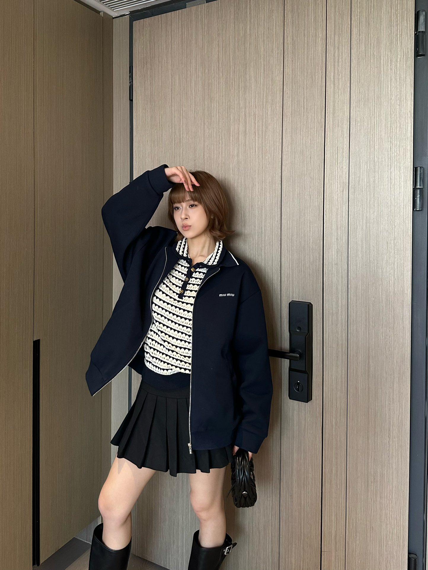 e9b16288c76ee68ff2646b4a307a5d32.jpg