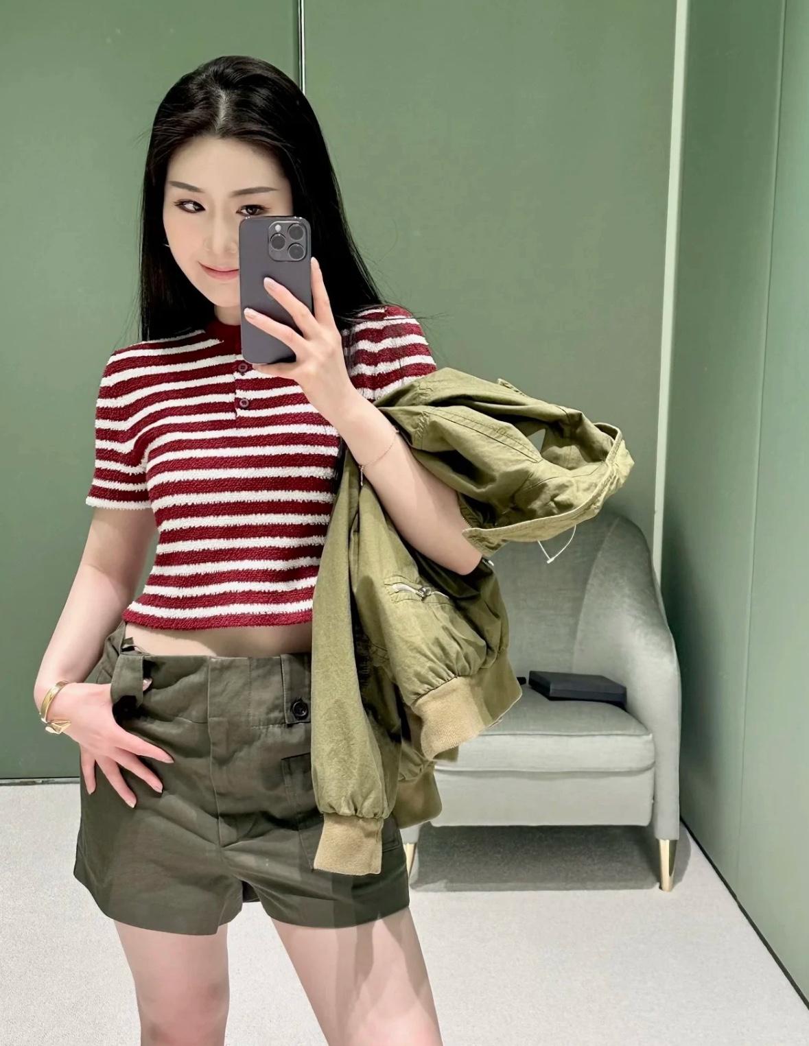 190b6739fdb9d40755e191339bc4d6cd.jpg