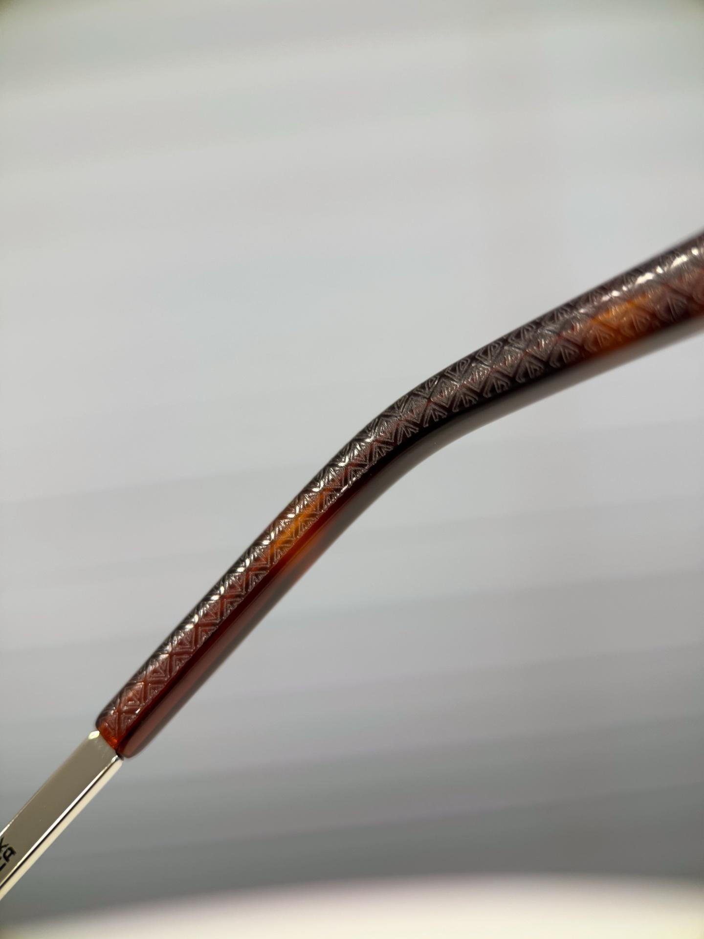 3719a545ff3d5301cf276e93c8084c34.jpg