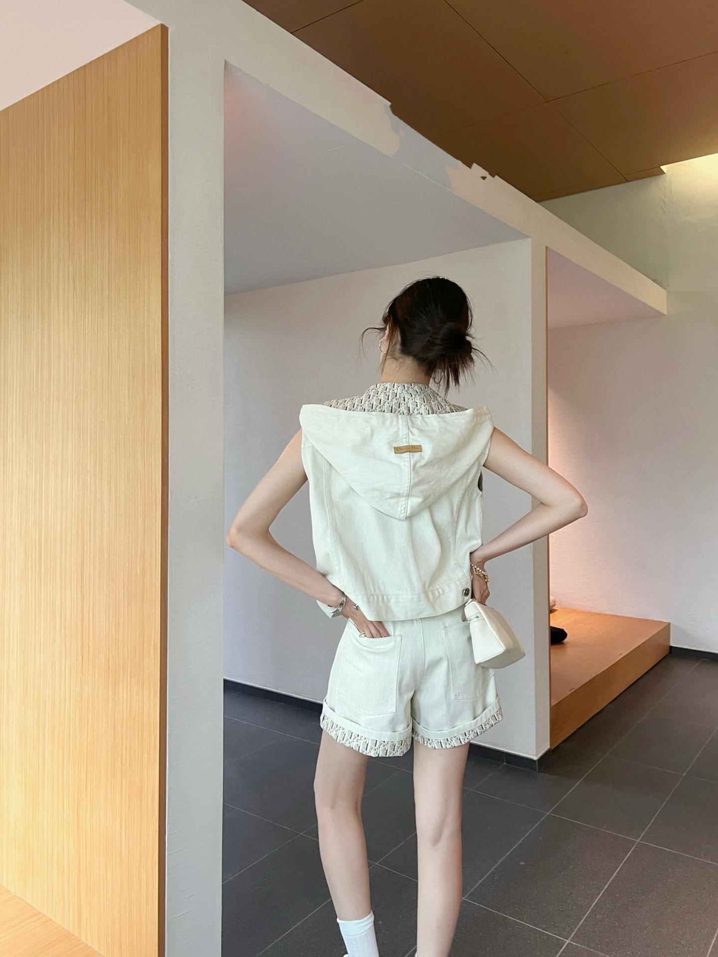 39c5d139f6e61a4e38474a72d84856b6.jpg