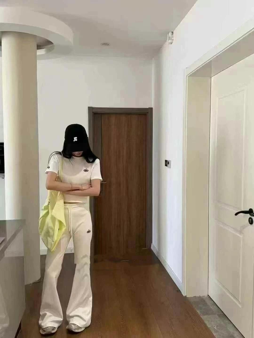 4b3e8d47c13bf040d4e03c2fb8159243.jpg
