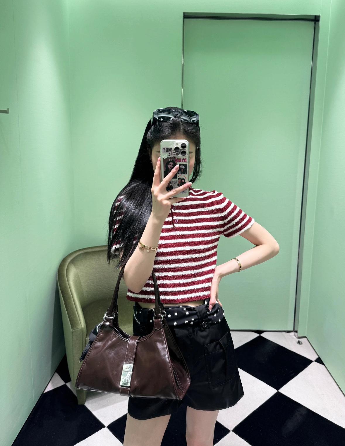 6c99bb3ef1bcd8fc2a65daf8dc5812cd.jpg