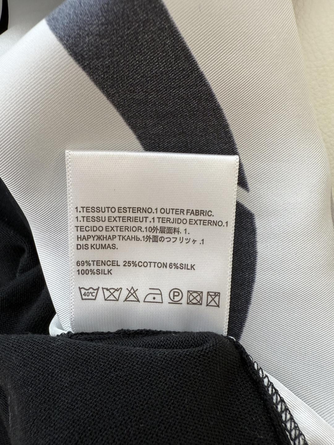 7161dab4c6fc1b1a6ee09676a6e669e7.jpg