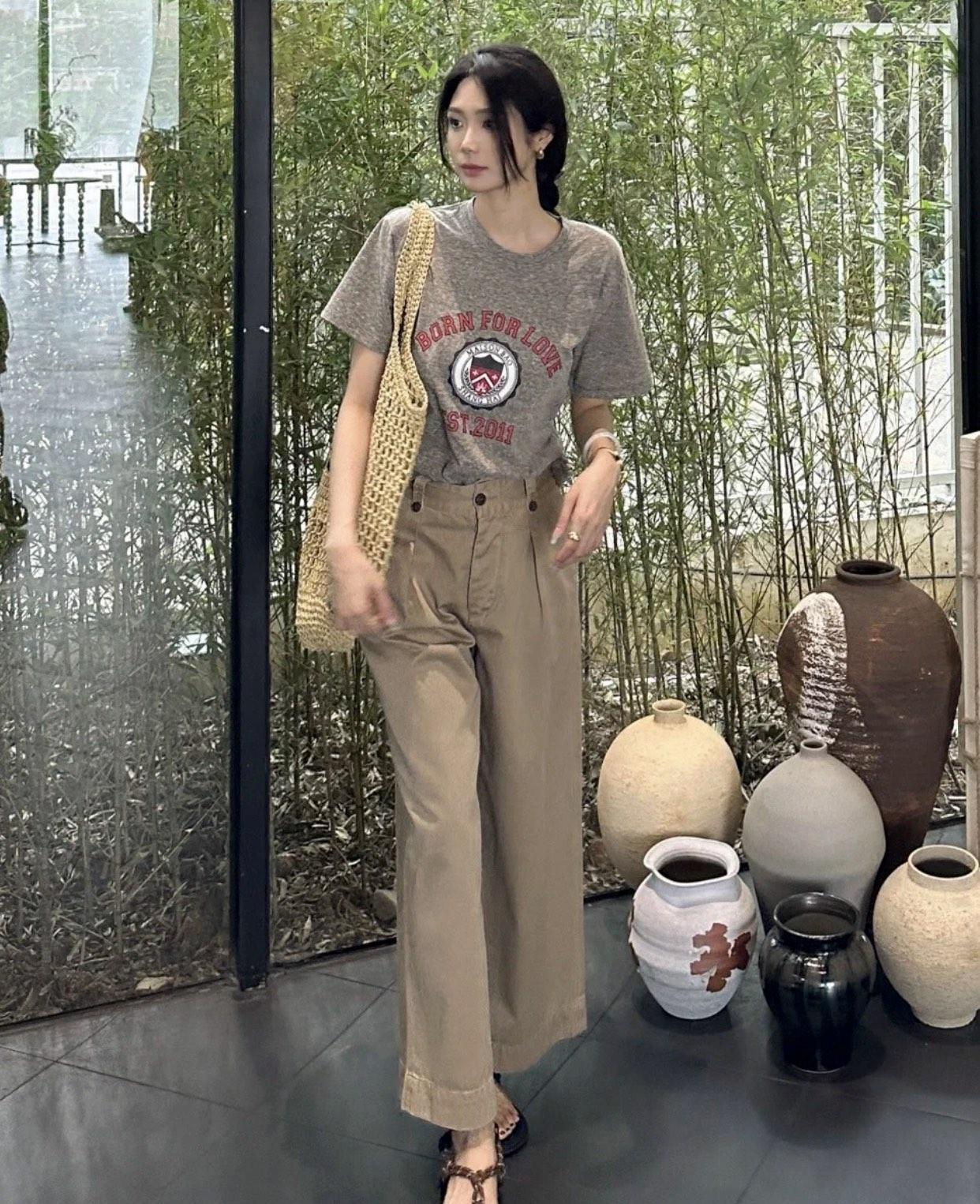 afeabe59089bae0ba8bb4603d93617e1.jpg