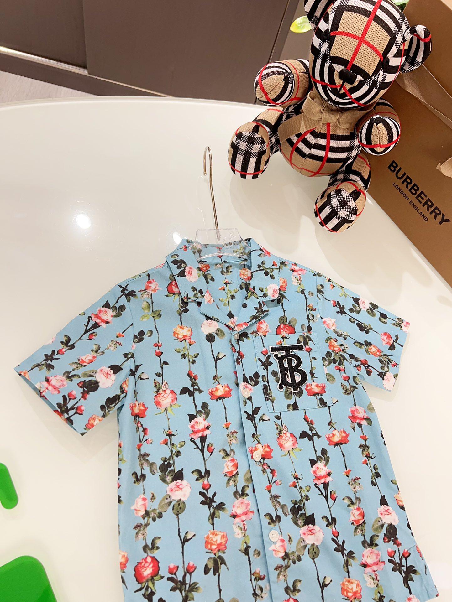 bd81f967e6942fda4e33ae06060ed8d4.jpg