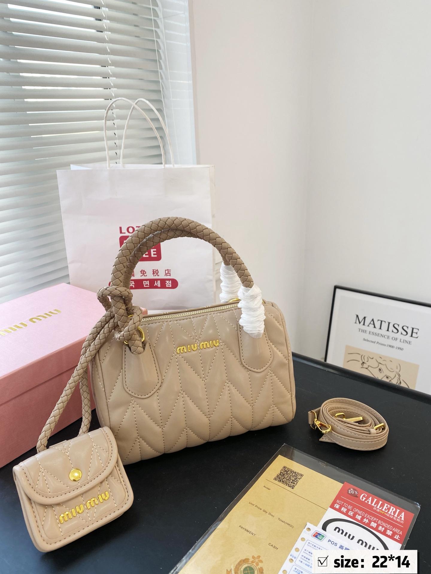 c60fadeebfe378381566f4378bf03347.jpg