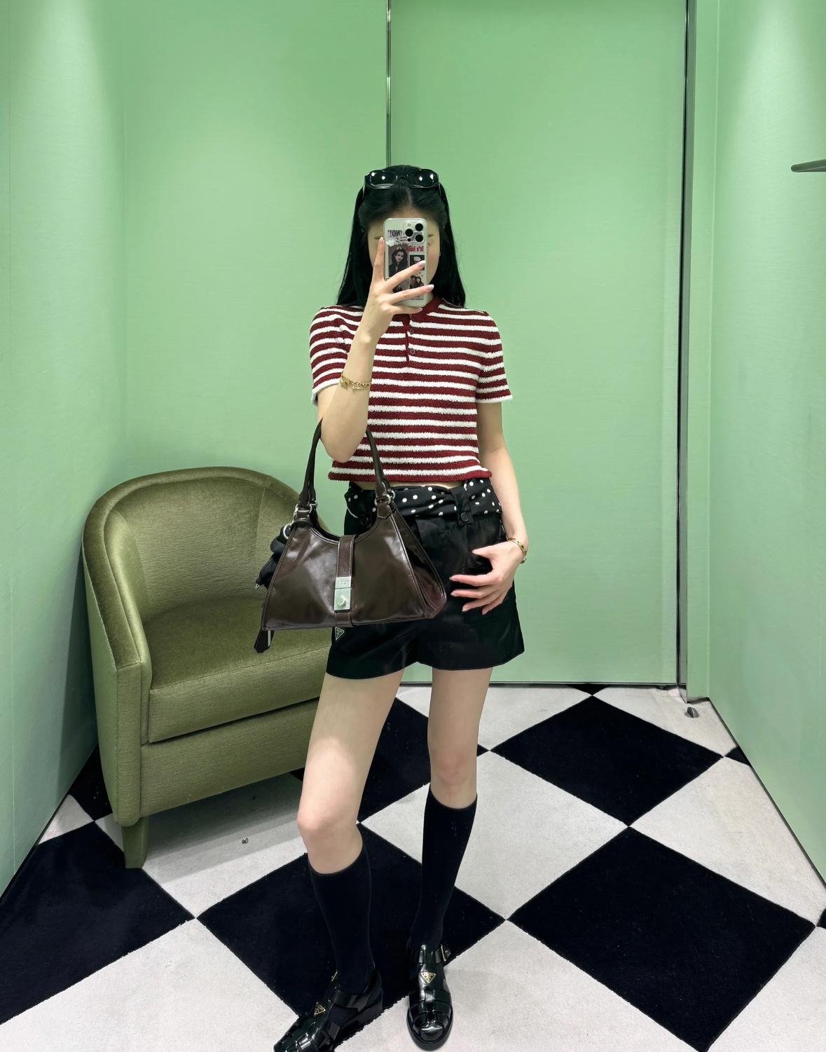 d082bc3c3ee41547cf0bd9543e65ff16.jpg